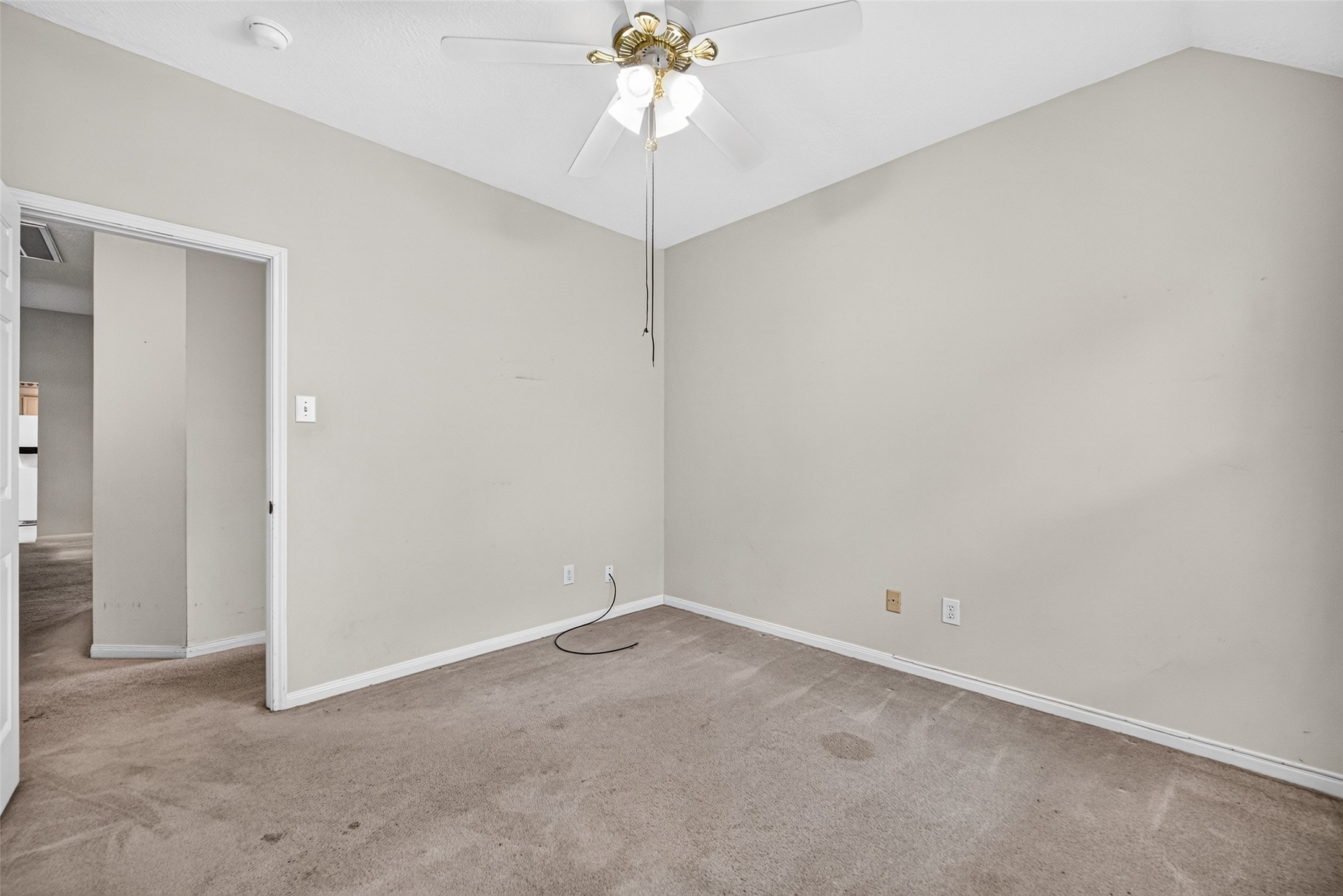 14015 Long Shadow Drive Property Photo 31