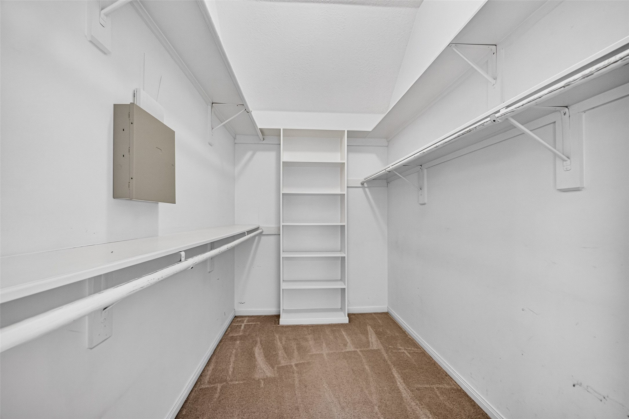 14015 Long Shadow Drive Property Photo 36