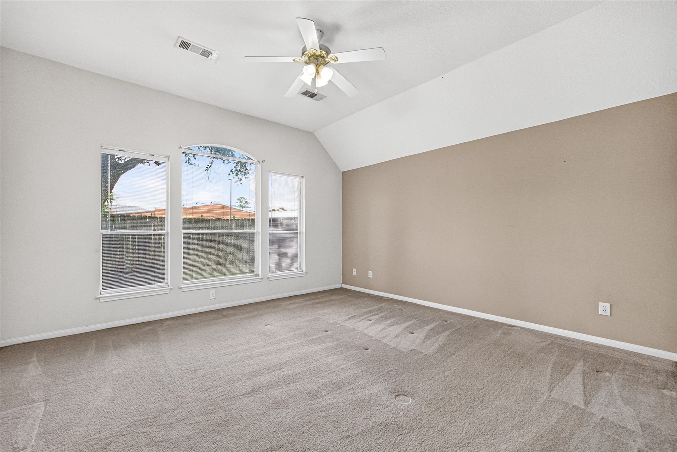 14015 Long Shadow Drive Property Photo 37