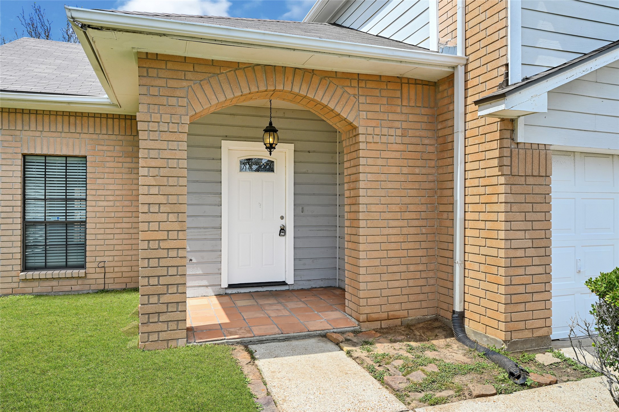 12322 Meadow Ridge Drive Property Photo 3