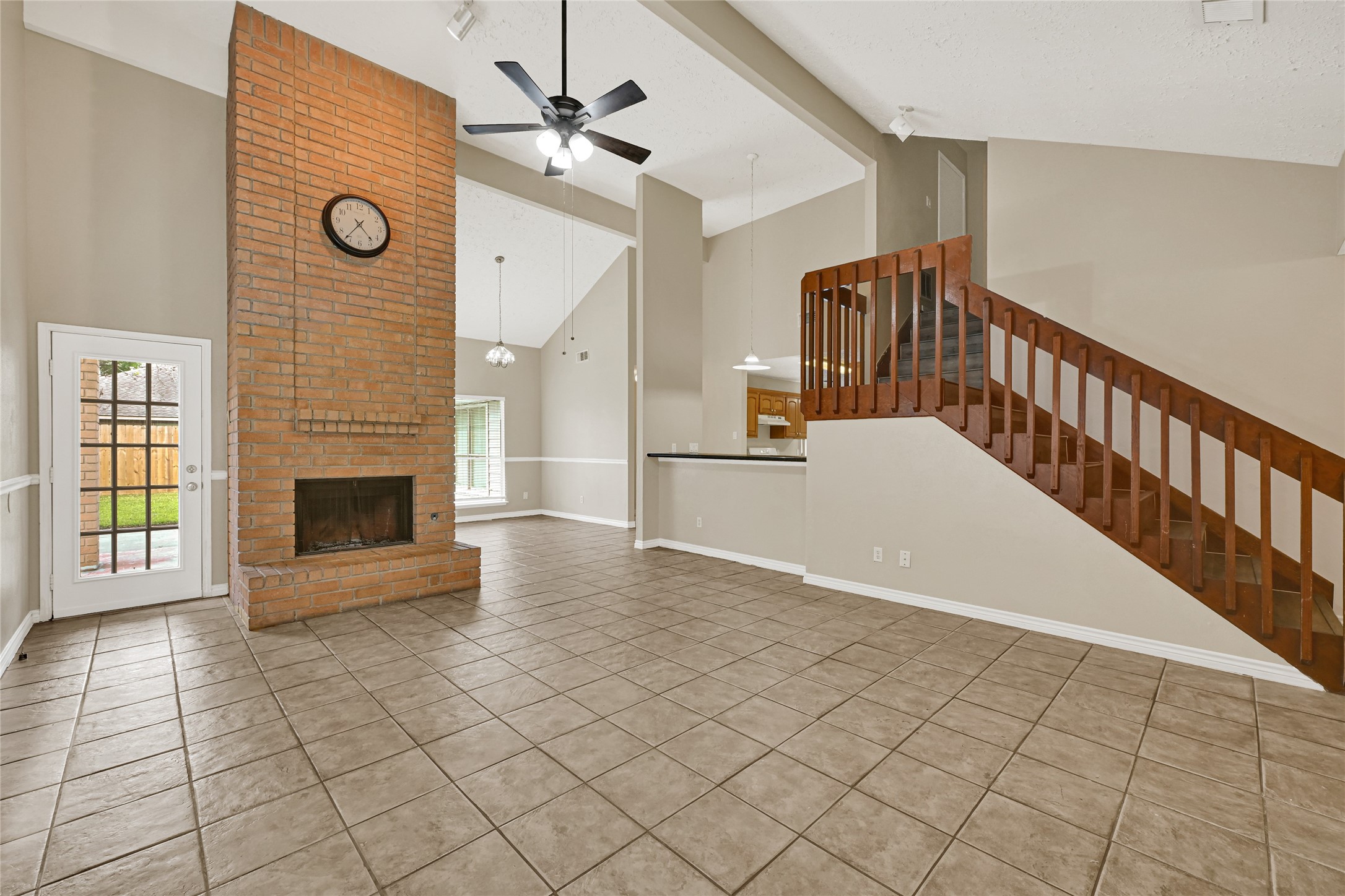 12322 Meadow Ridge Drive Property Photo 7