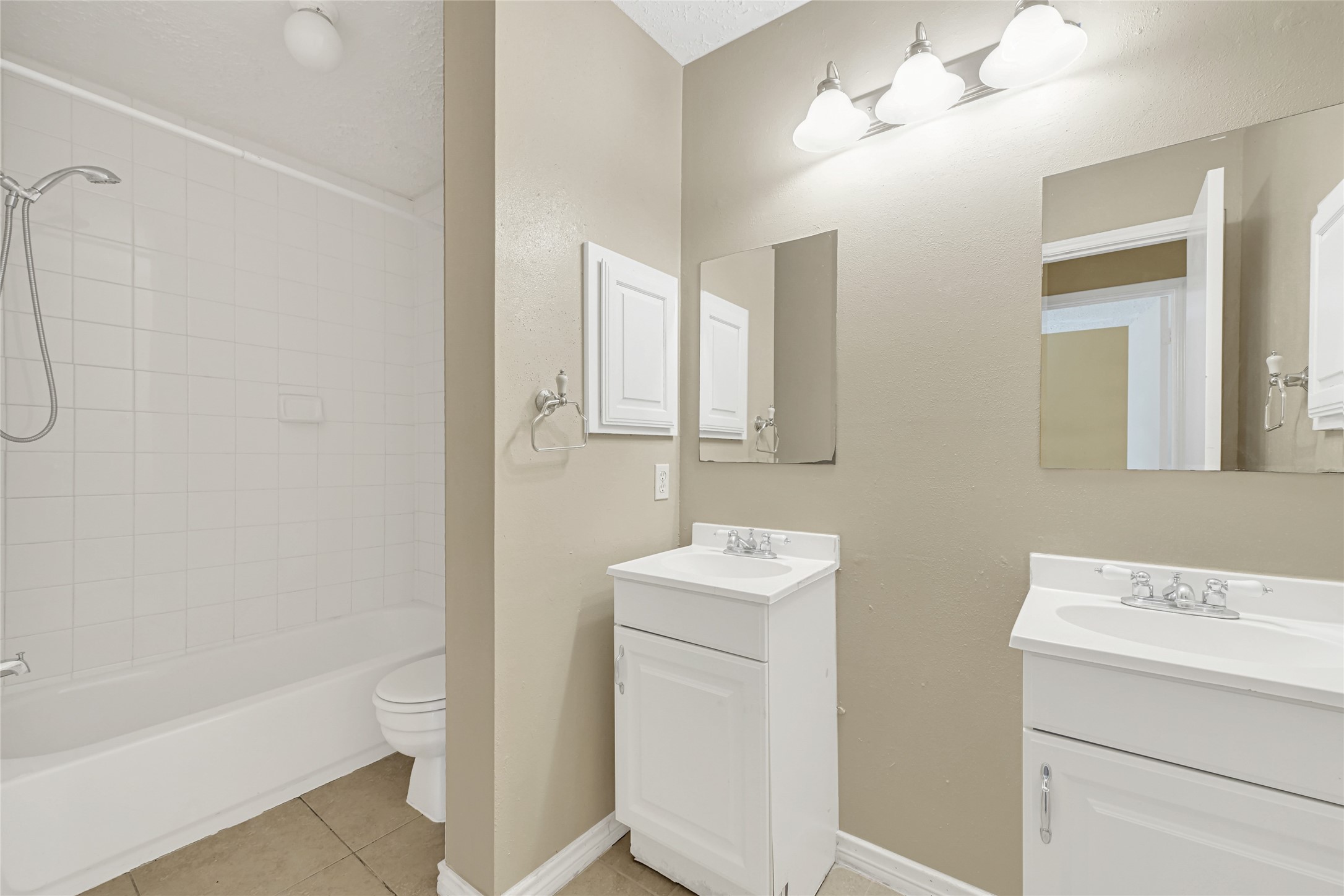 12322 Meadow Ridge Drive Property Photo 25