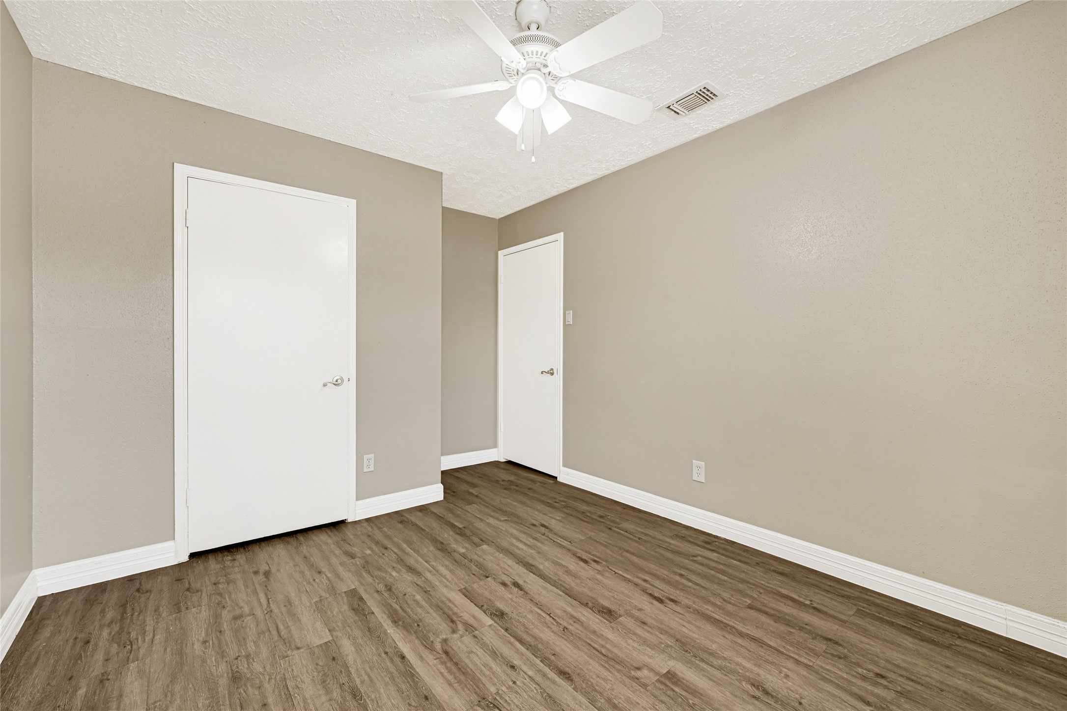 12322 Meadow Ridge Drive Property Photo 29