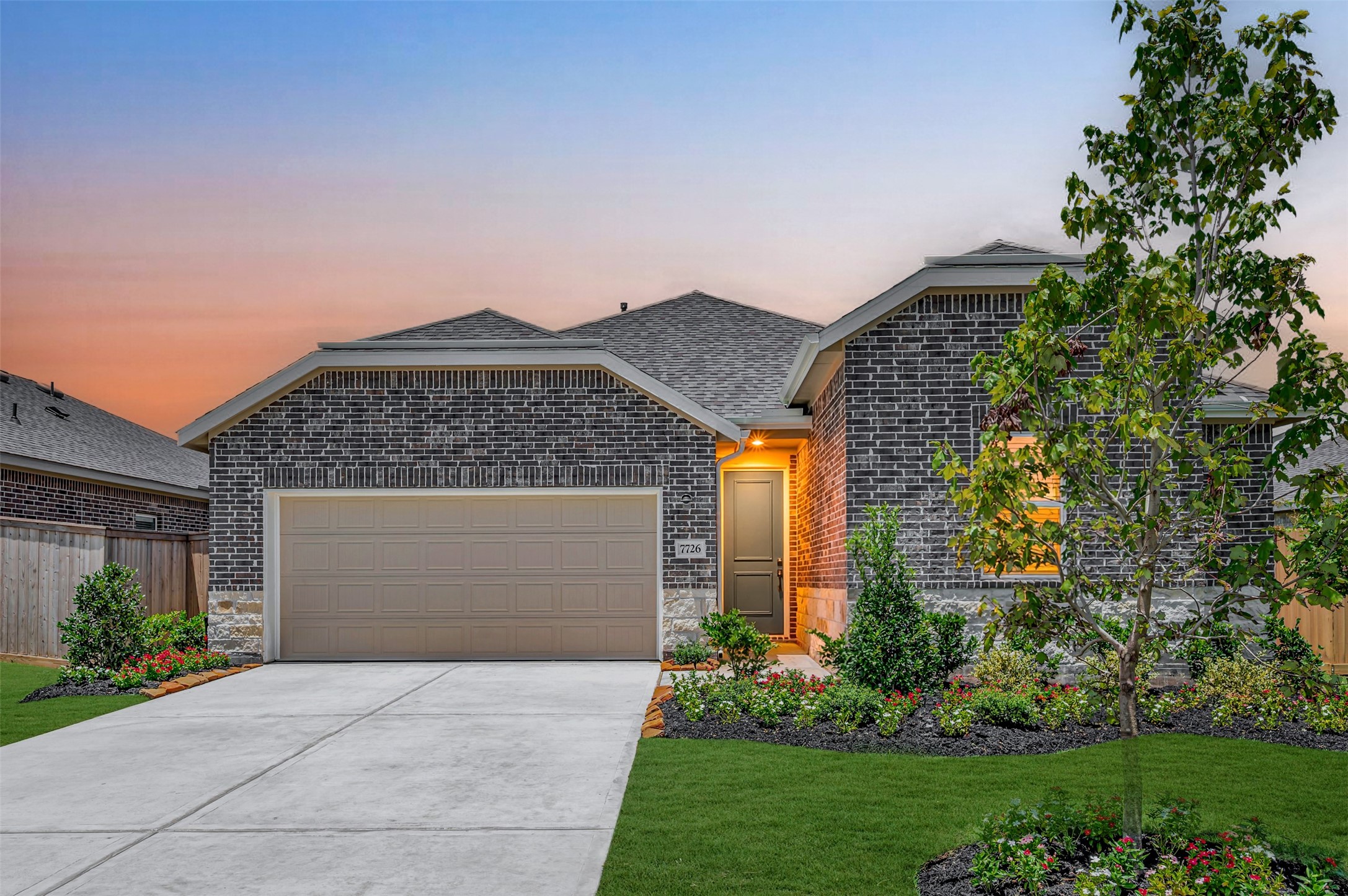 7726 Jade Crest Drive Property Photo 1