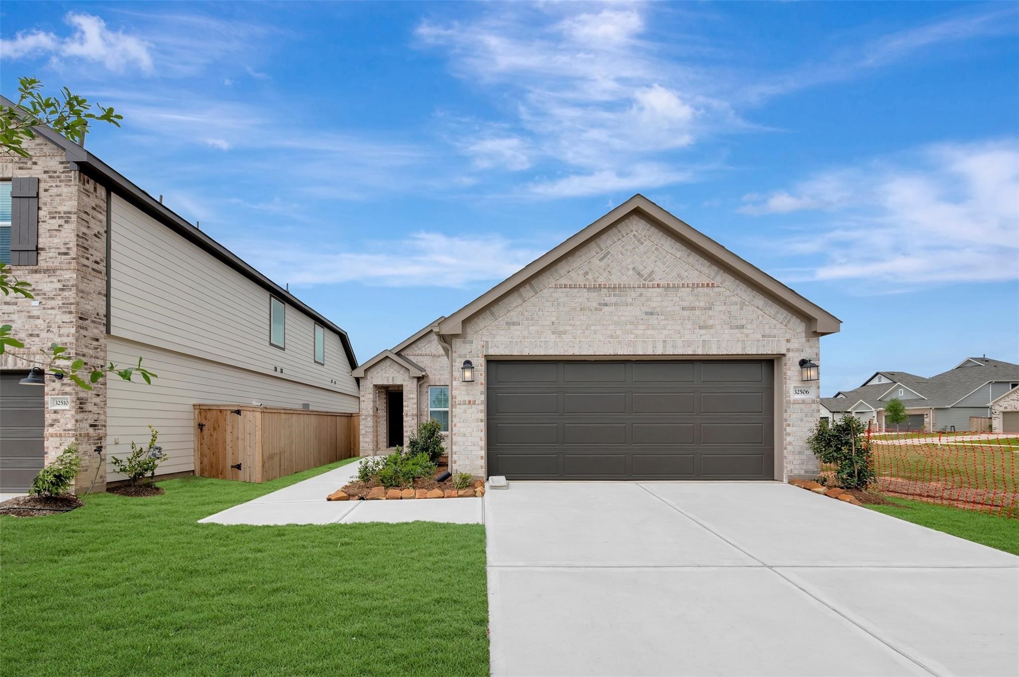32506 Lantana Fields Road Property Photo 1