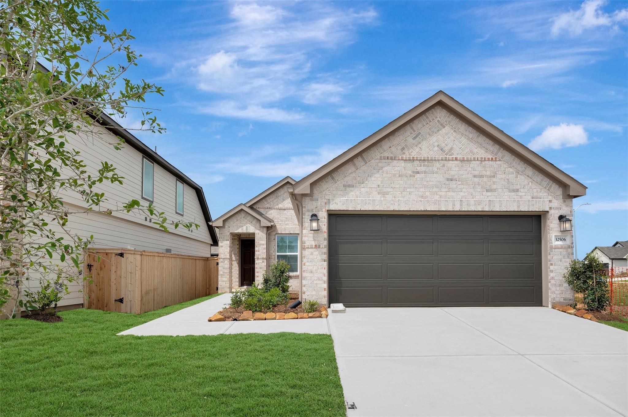 32506 Lantana Fields Road Property Photo 2