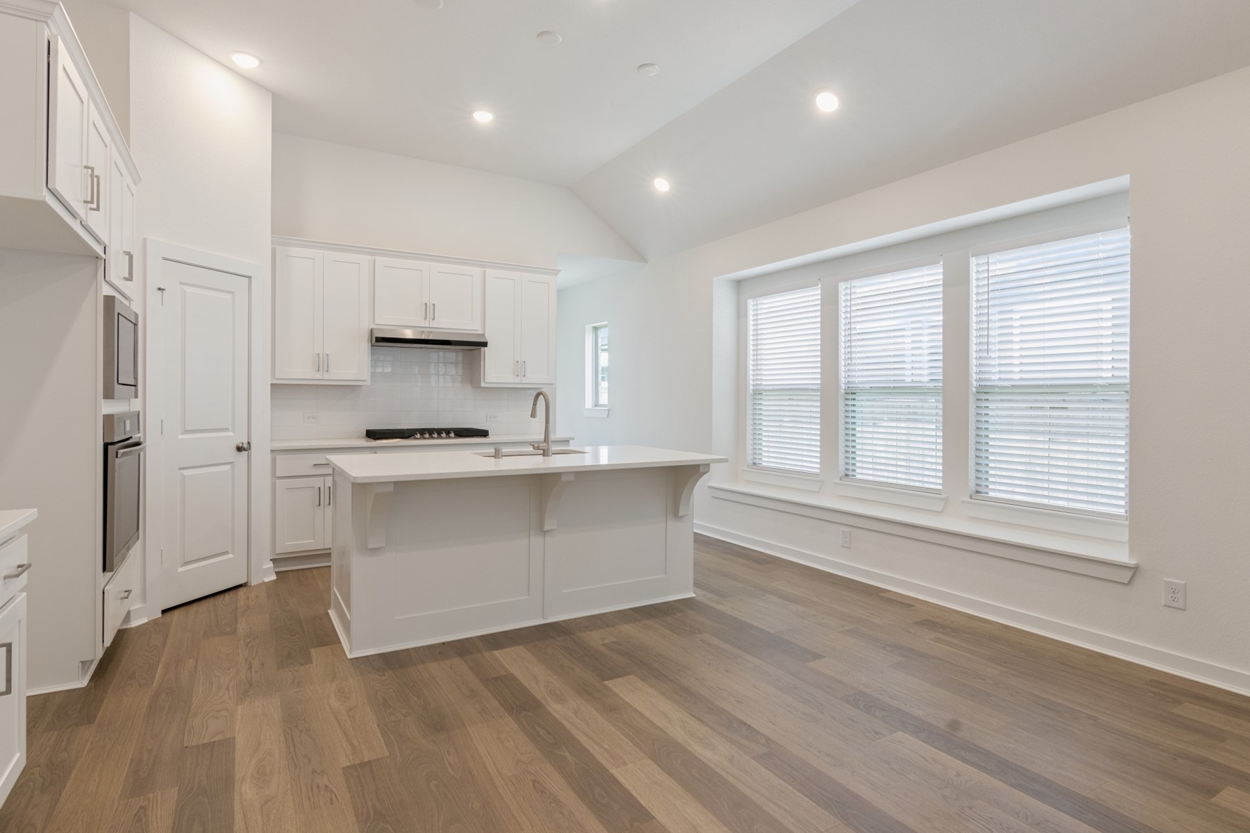 11223 Common Hackberry Street Property Photo 10