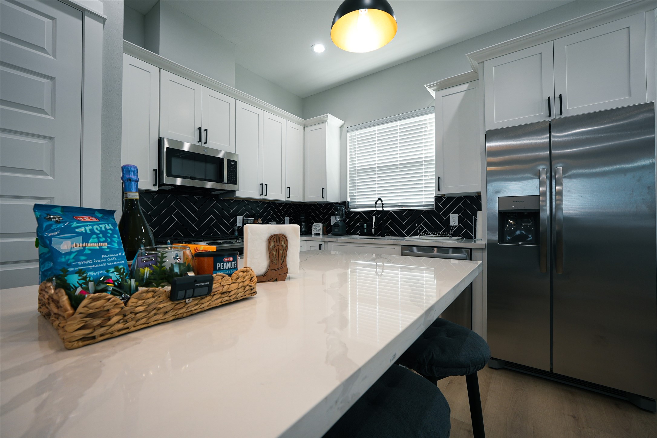 1614 Euel Street Property Photo 7