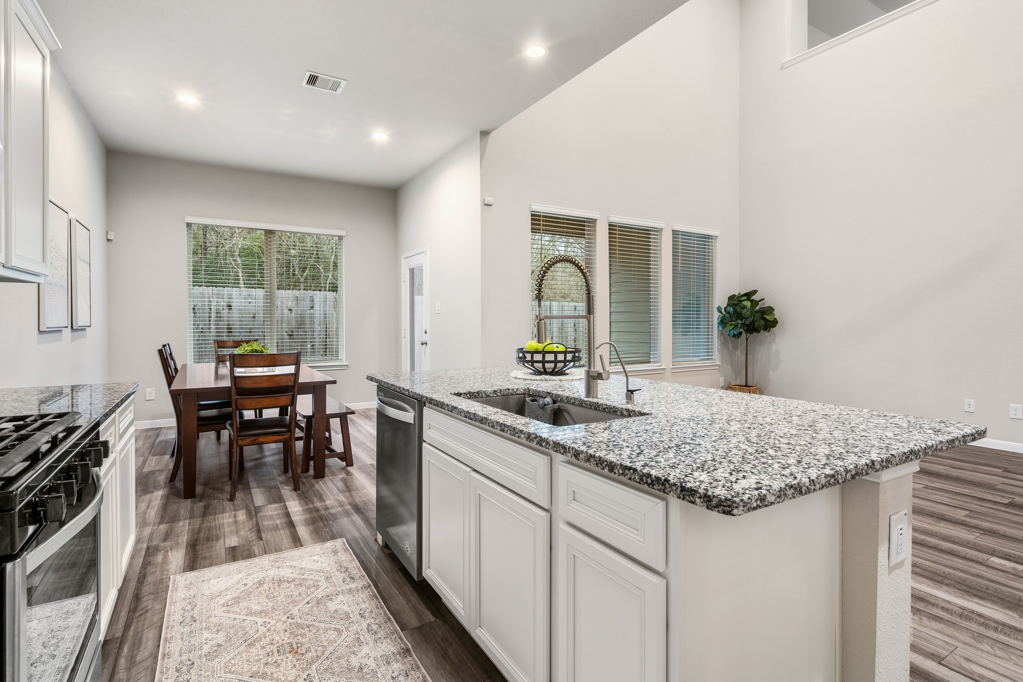 495 Billingsgate Chase Property Photo 15
