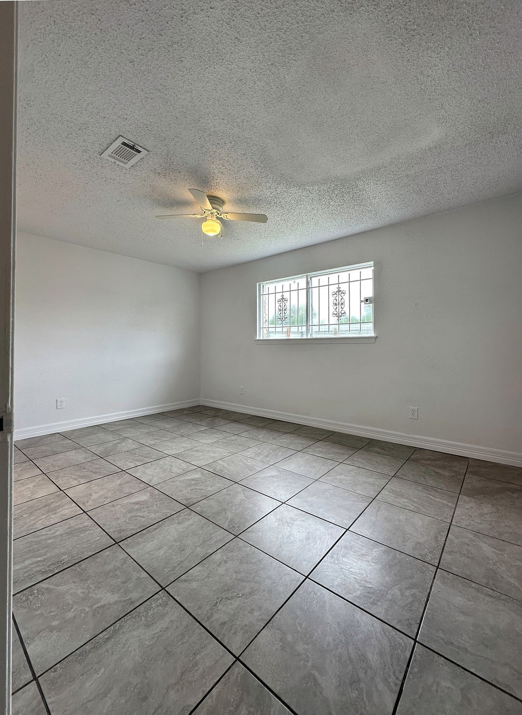 12130 Glenhollow Drive Property Photo 6
