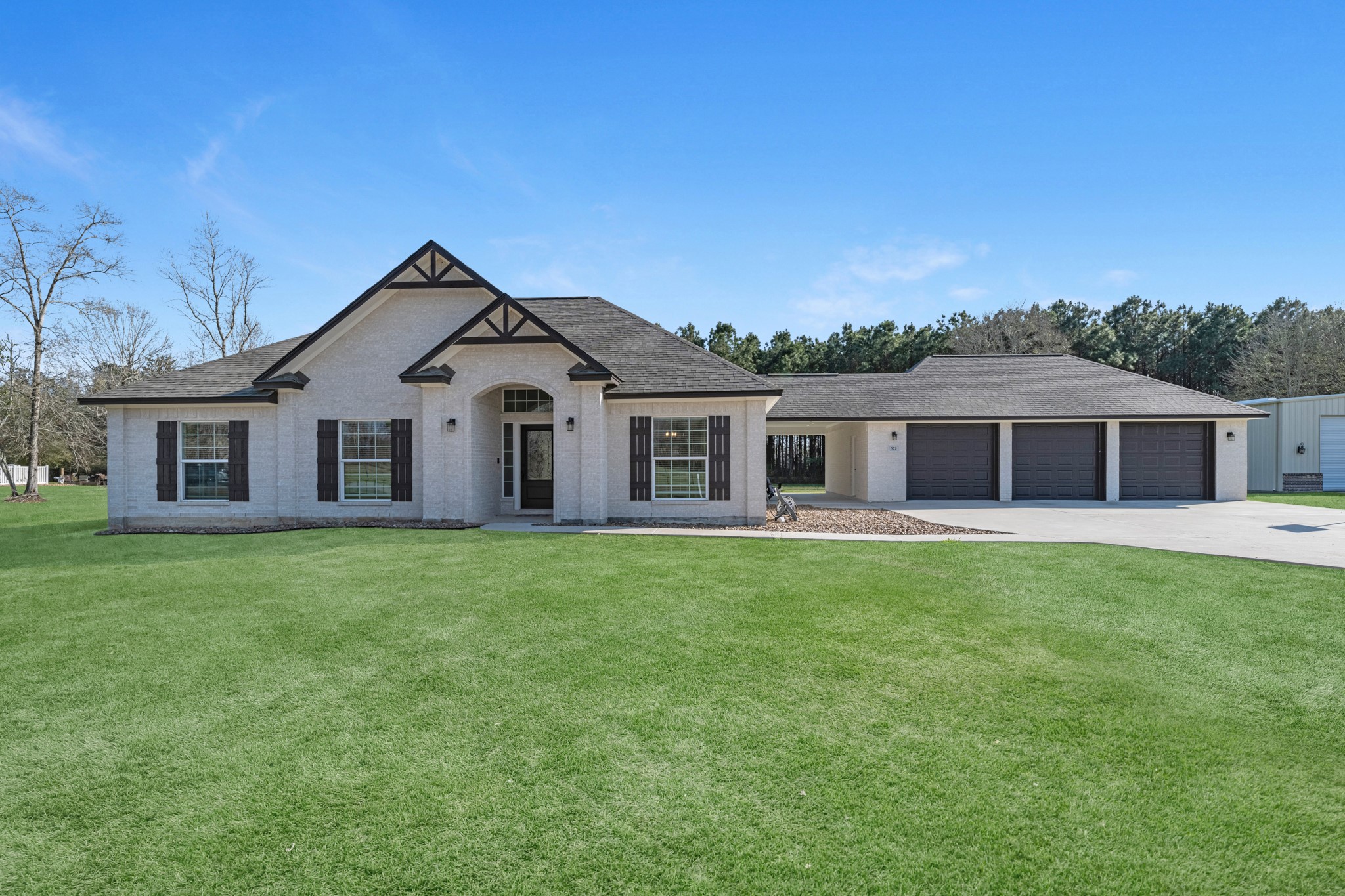 572 Pinchback Drive Property Photo