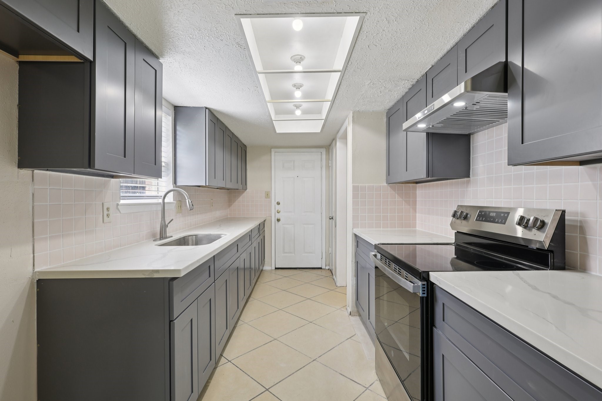 13419 Montaigne Drive Property Photo 10