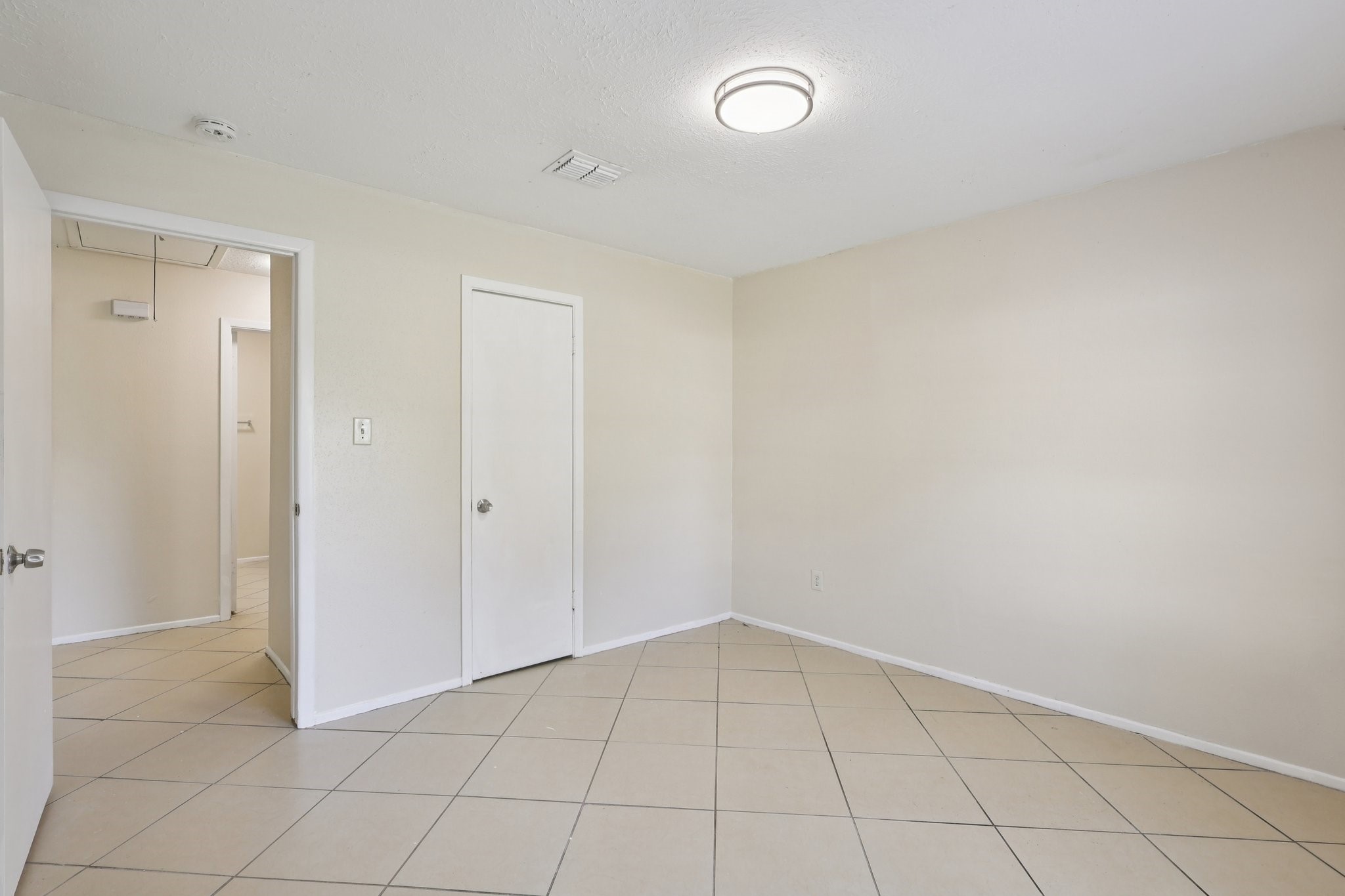 13419 Montaigne Drive Property Photo 18