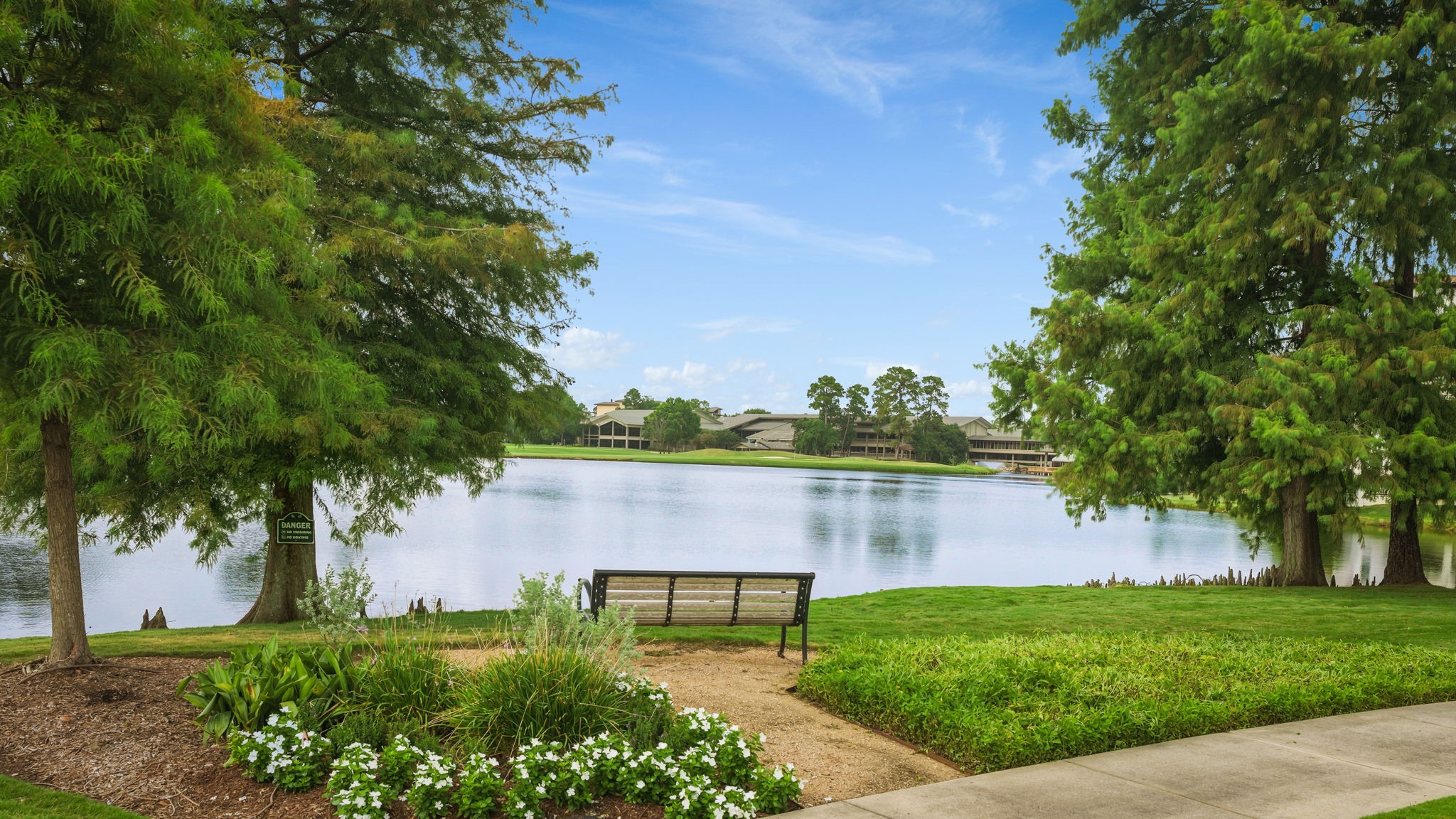 75 Lakeside Cove Property Photo 9
