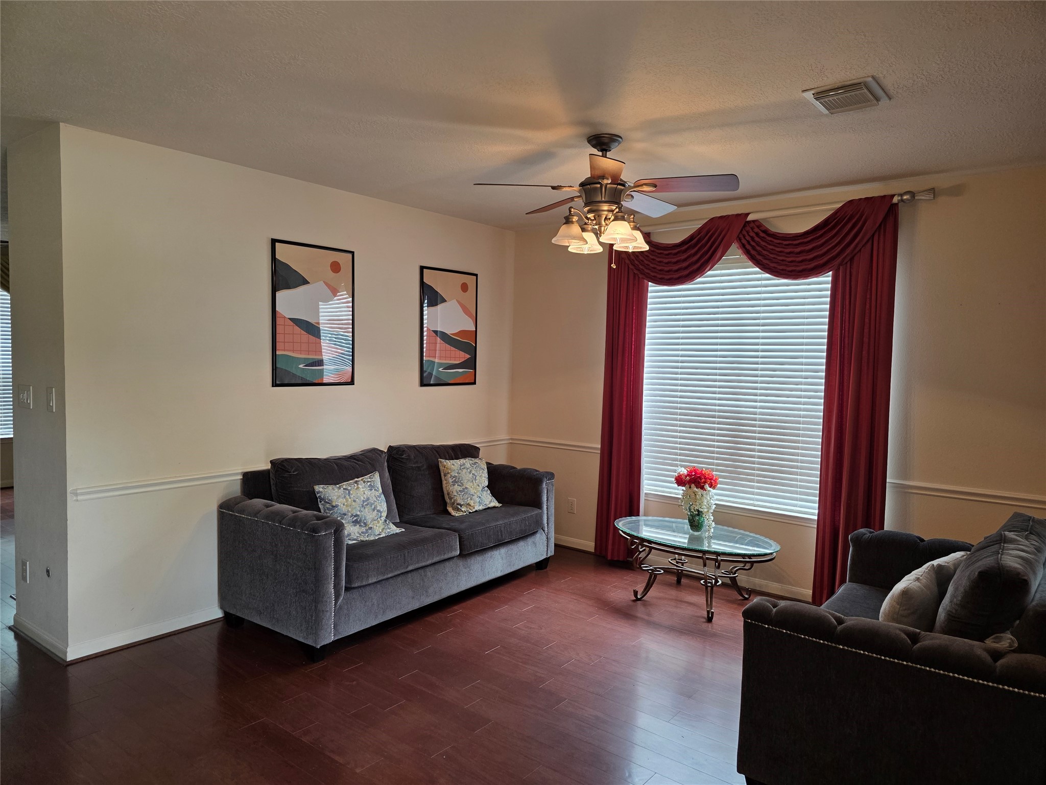 2715 Riverhollow Lane Property Photo 5