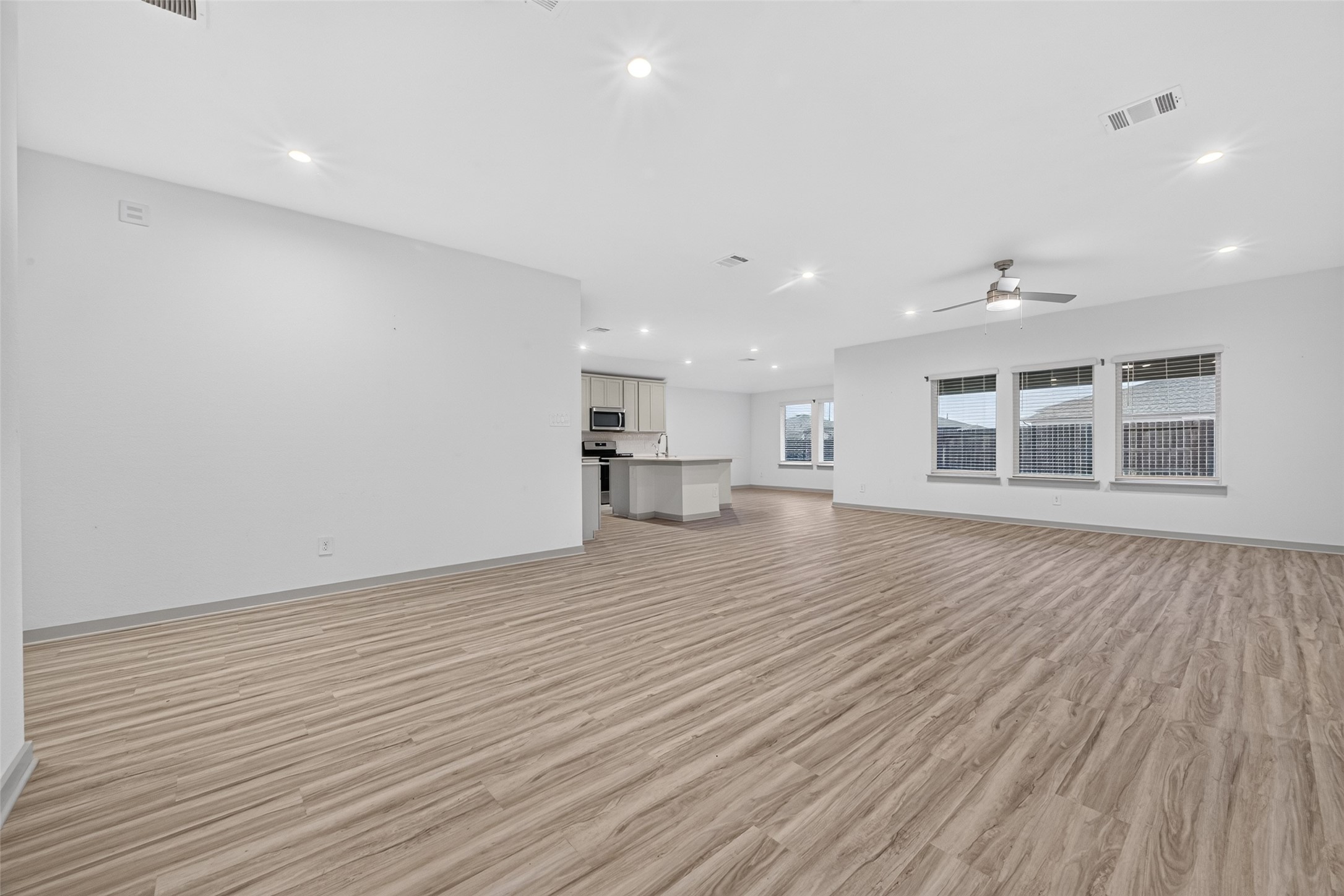 3530 Terrace Landing Ct Property Photo 5