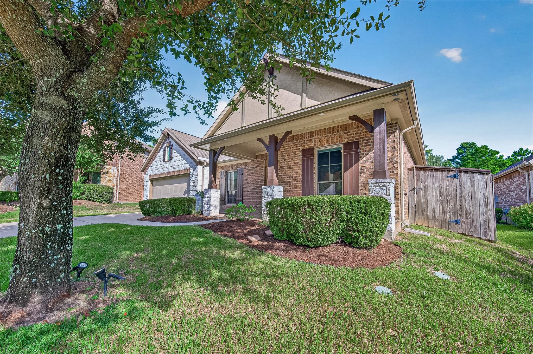 2511 Rosemere Drive Property Photo 3