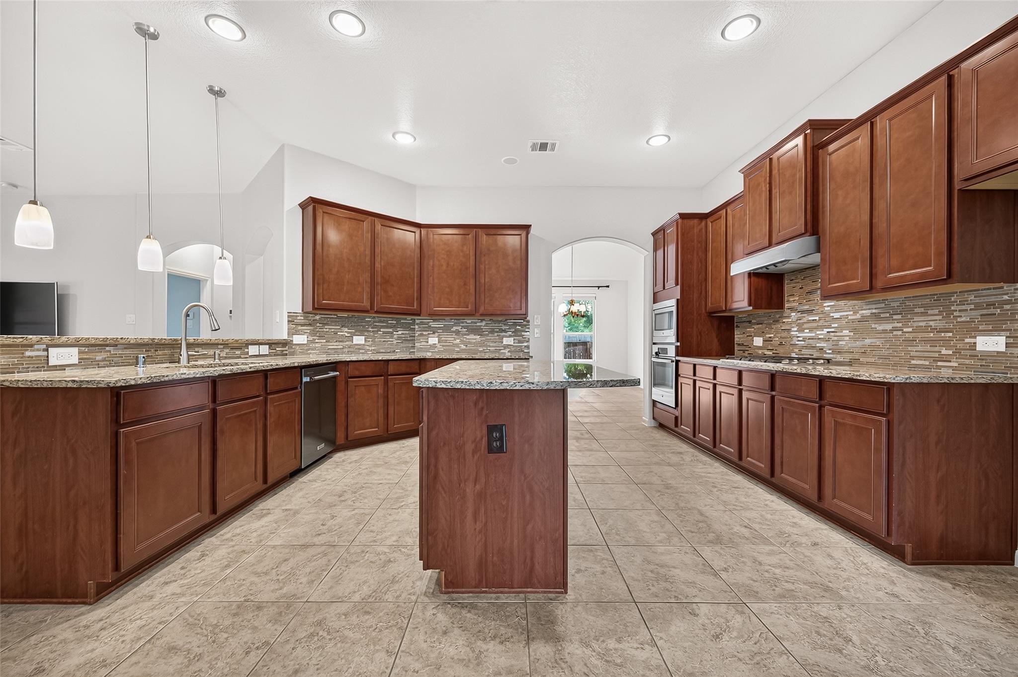 2511 Rosemere Drive Property Photo 18