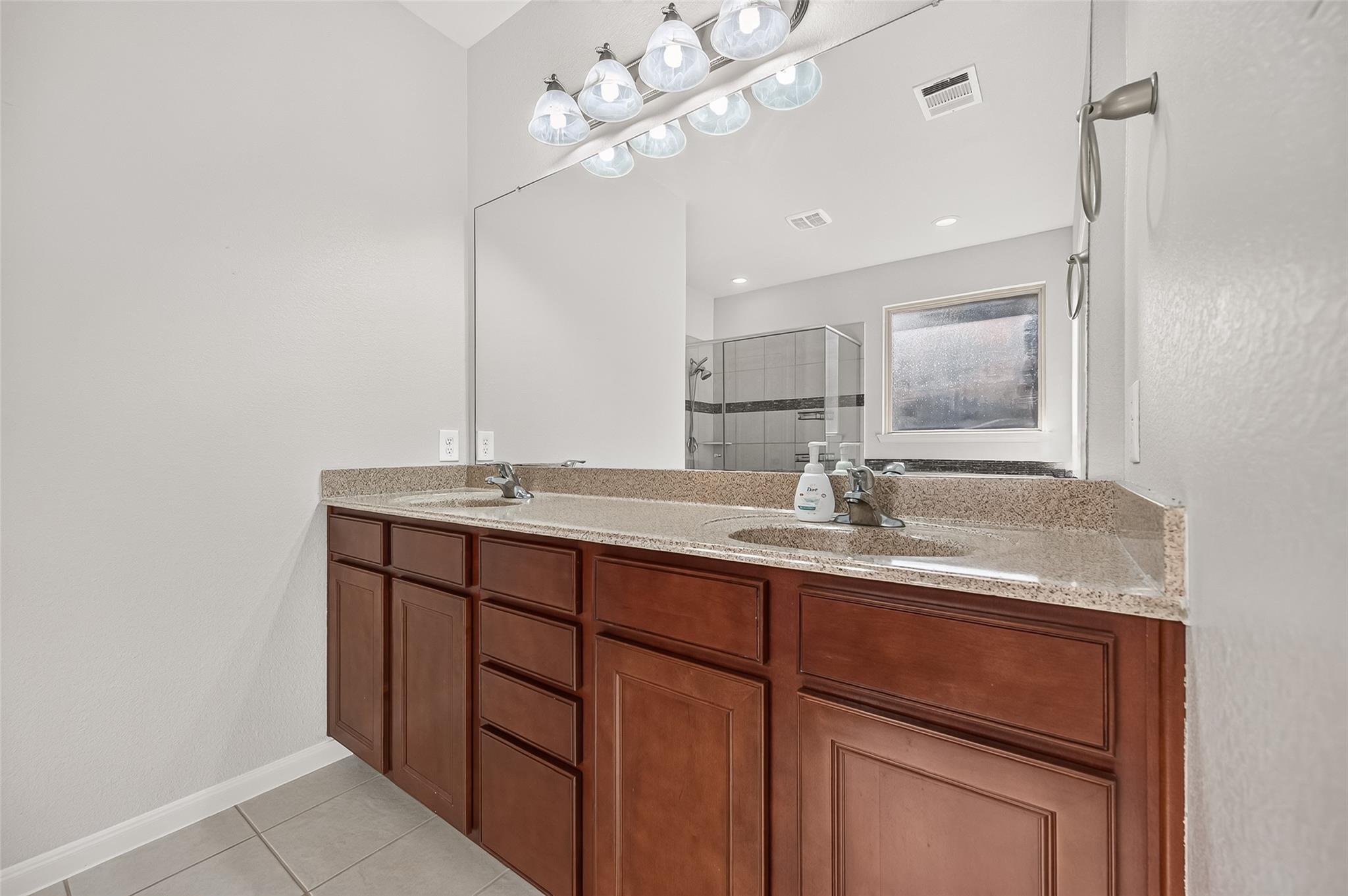 2511 Rosemere Drive Property Photo 35