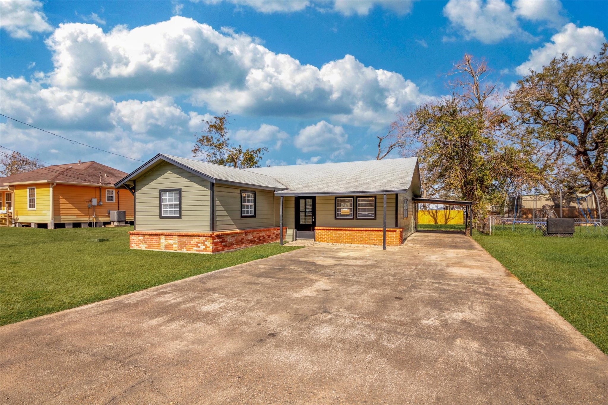 518 Cobb Street Property Photo