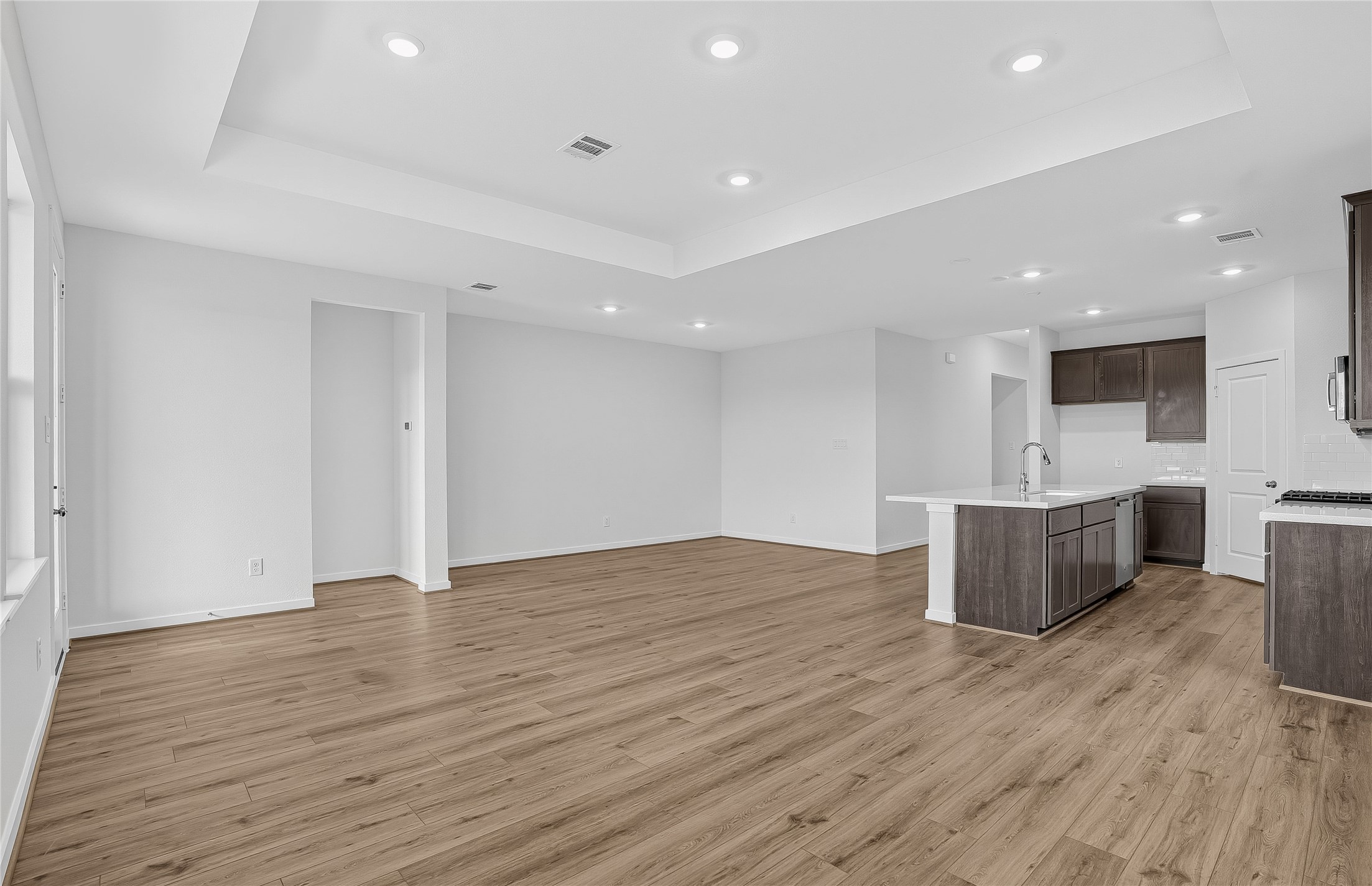 9614 Akashi Run Drive Property Photo 7
