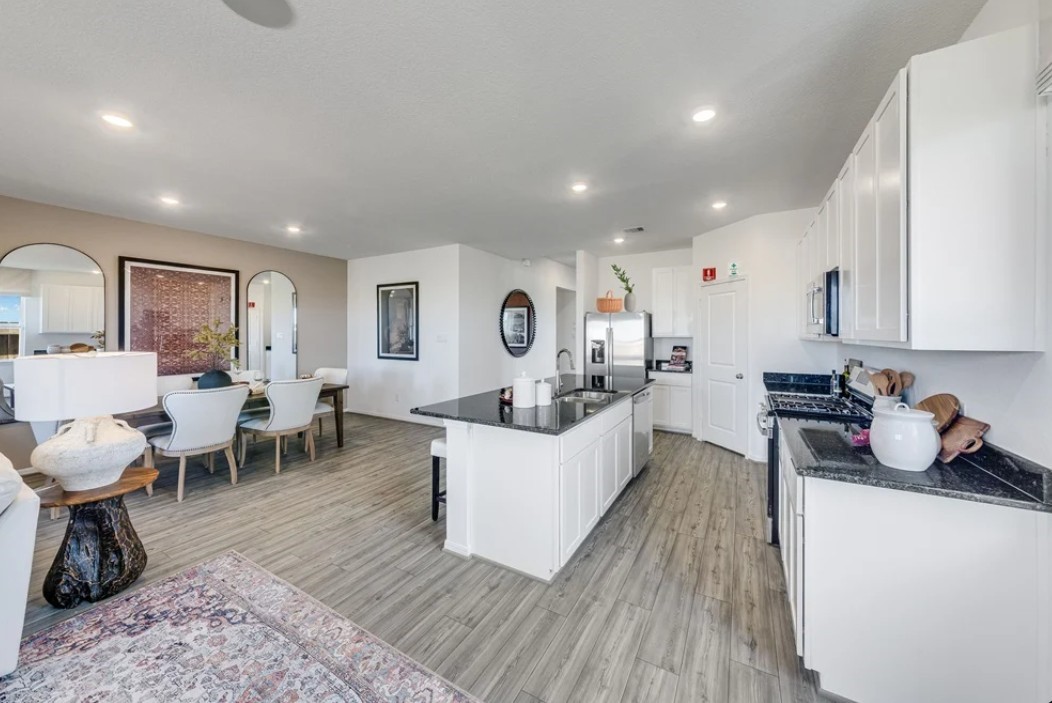 9614 Akashi Run Drive Property Photo 8