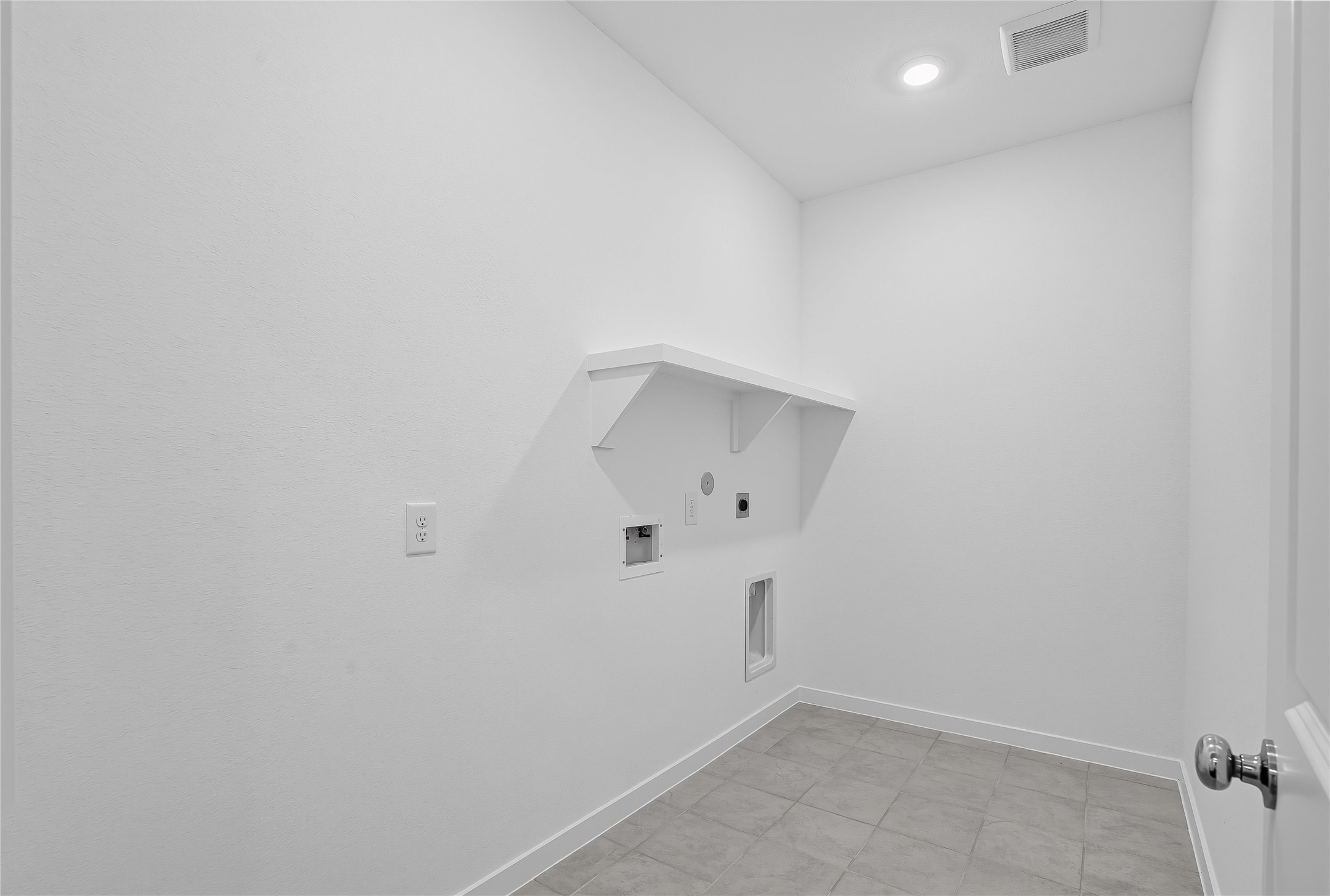 9614 Akashi Run Drive Property Photo 14