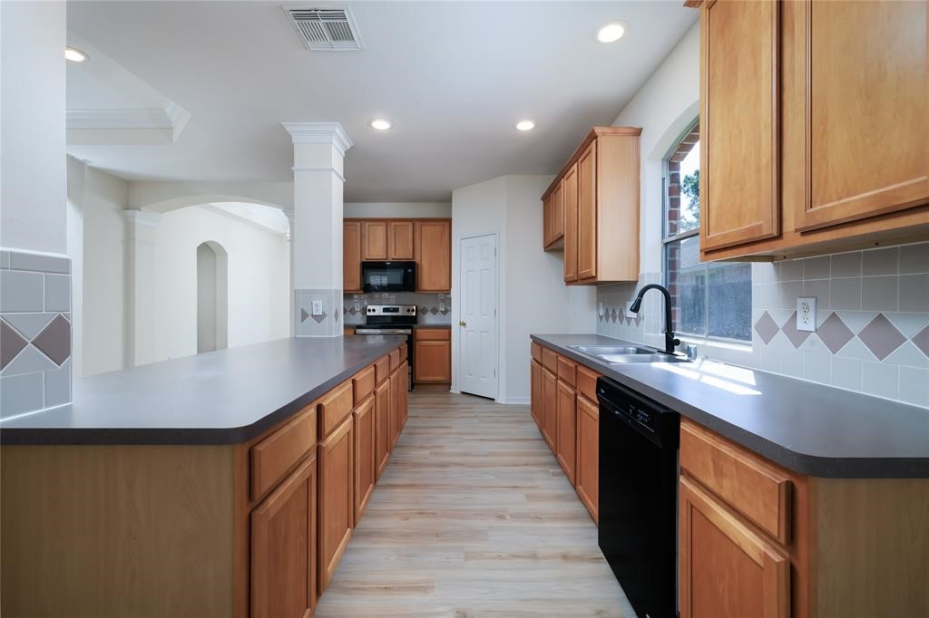 19211 Caribou Ridge Drive Property Photo 12
