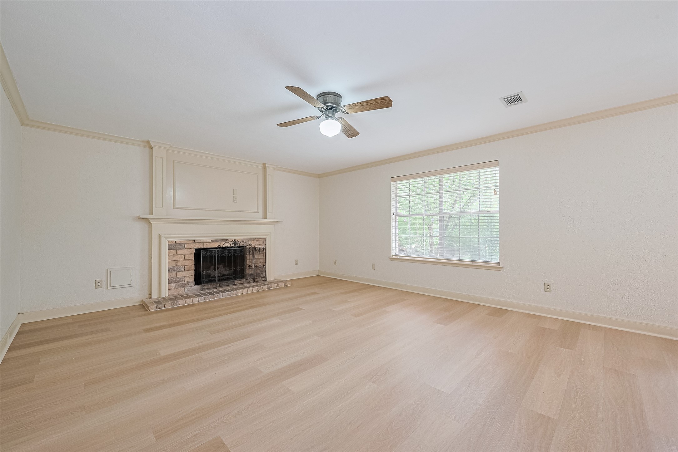 3614 Bee Bayou Lane Property Photo 6