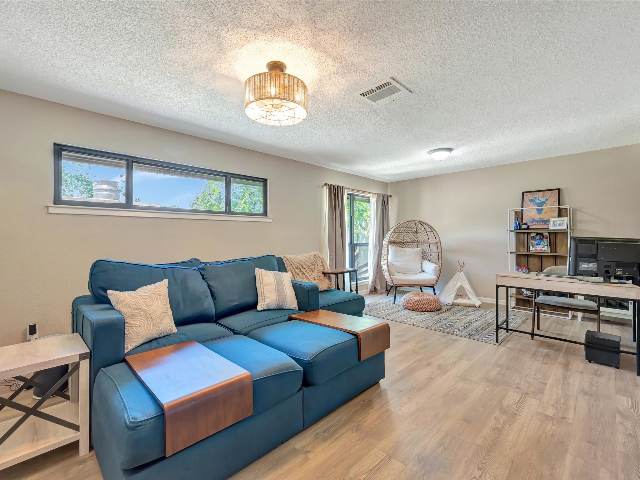 16570 Space Center Boulevard Property Photo 27