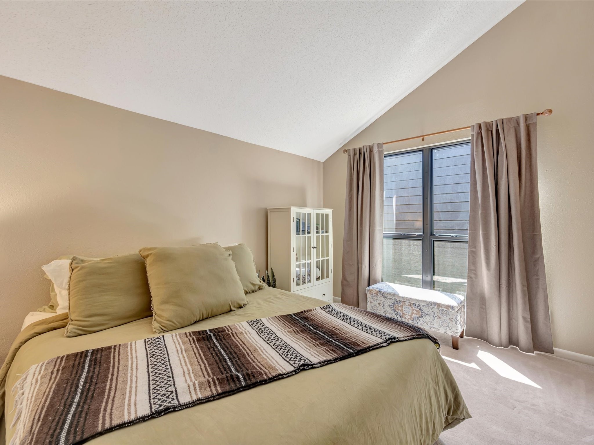 16570 Space Center Boulevard Property Photo 32