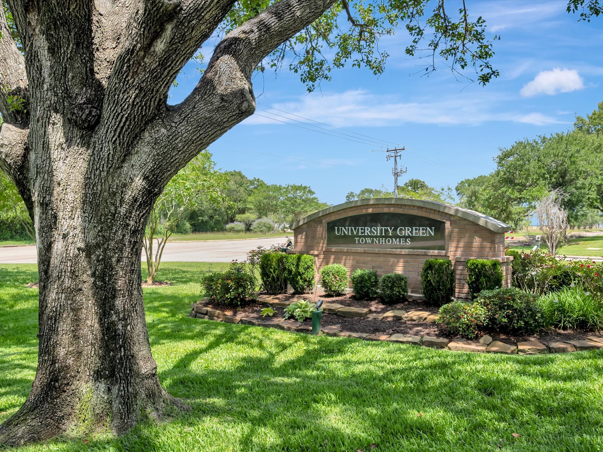 16570 Space Center Boulevard Property Photo 36
