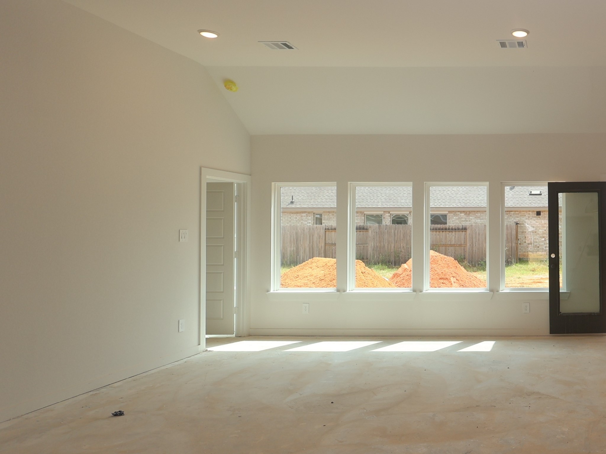 156 Wasatch Peaks Way Property Photo 3