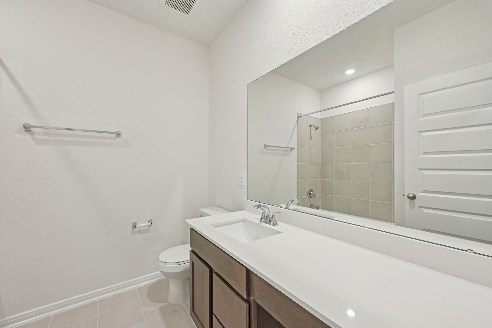4801 Seven Oaks Lane Property Photo 5