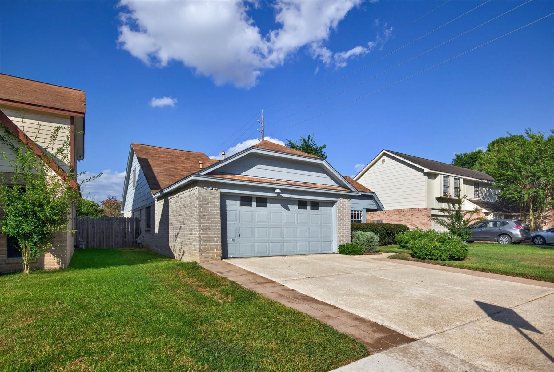 19406 Horden Creek Drive Property Photo 3