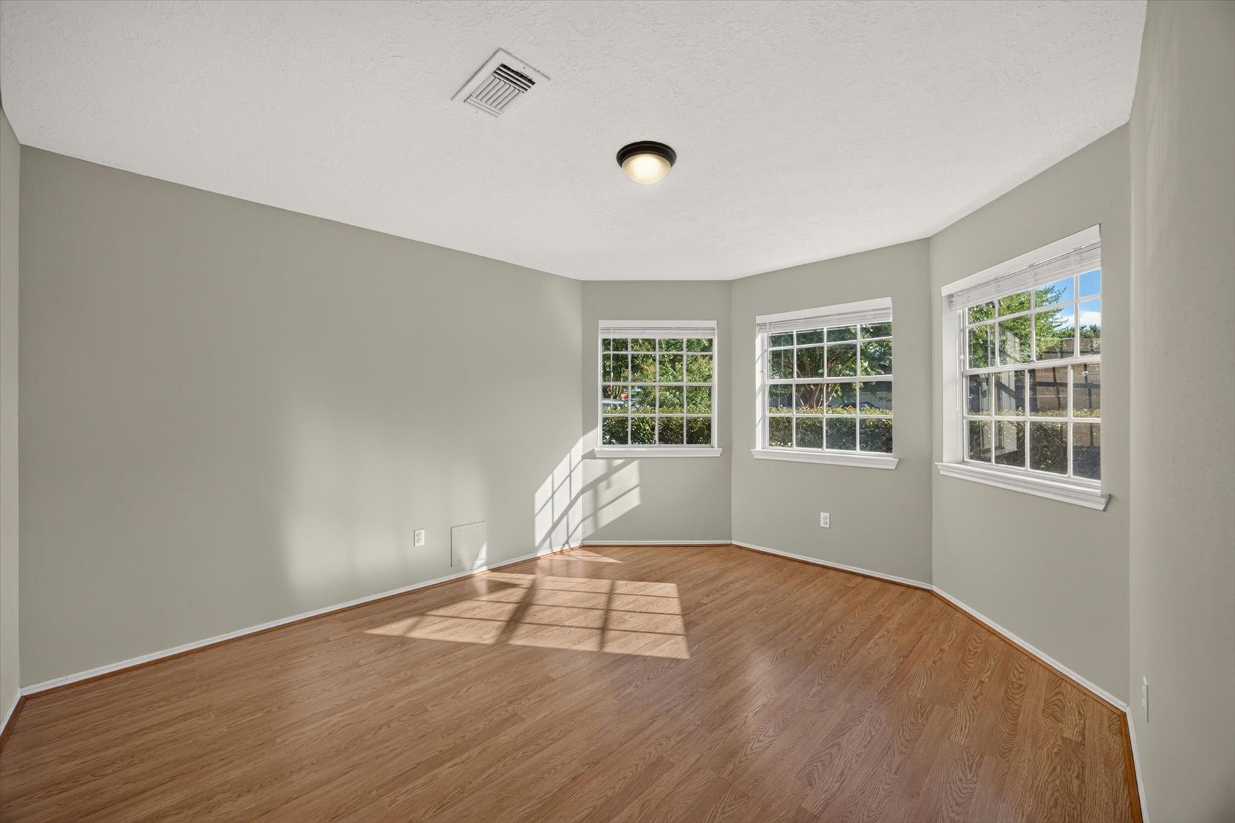 19406 Horden Creek Drive Property Photo 7