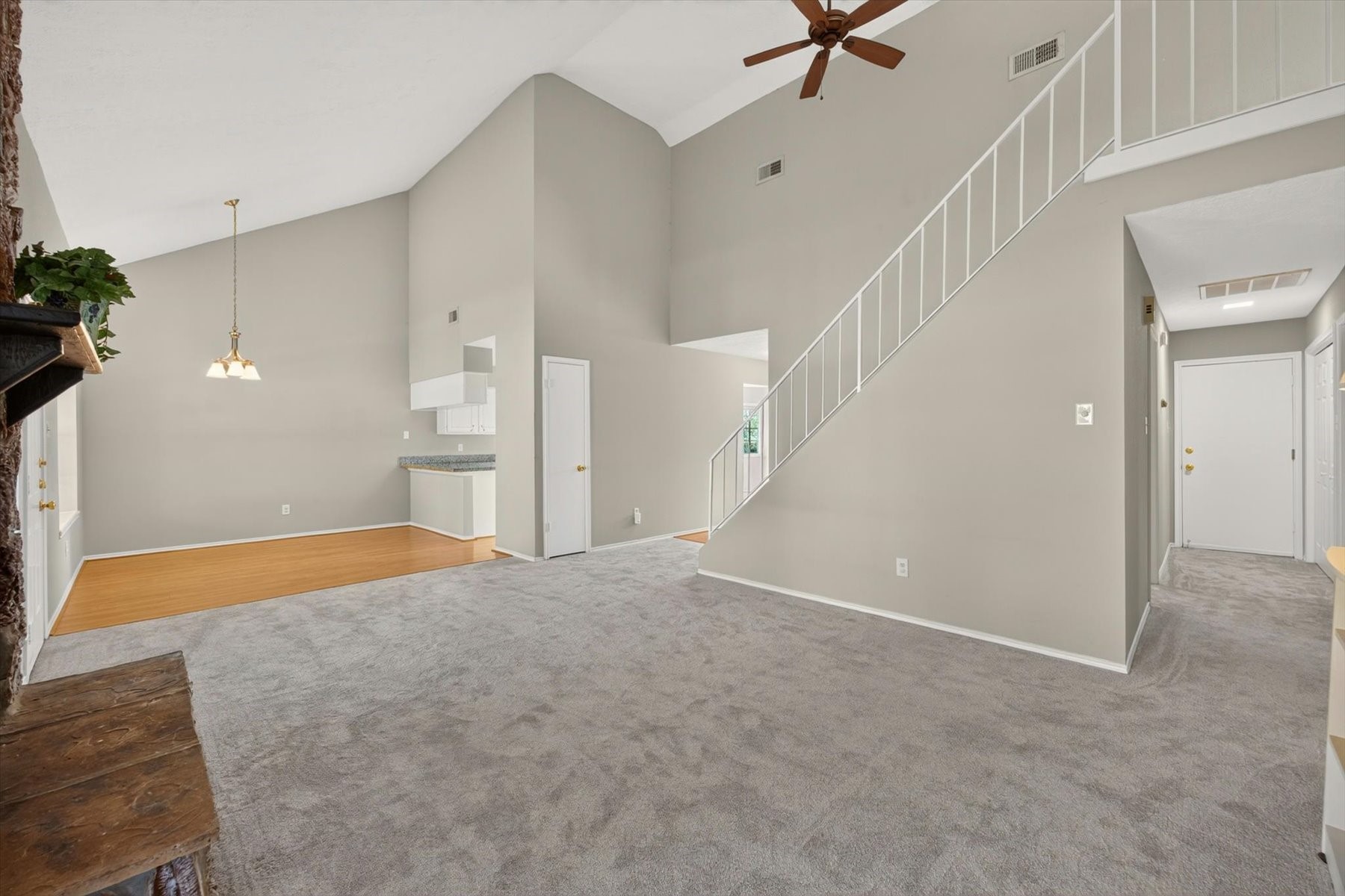 19406 Horden Creek Drive Property Photo 10
