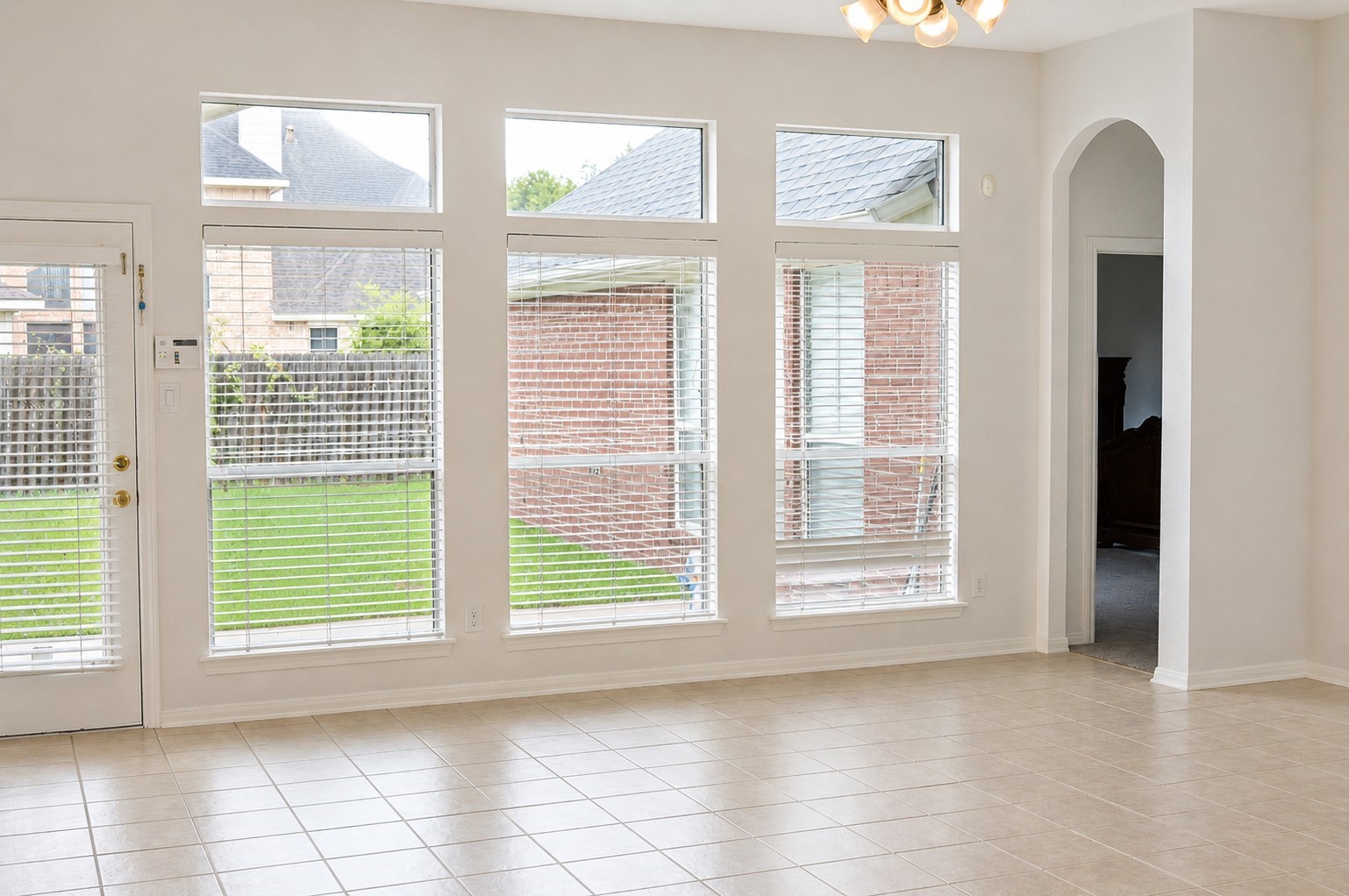 4202 Shady River Property Photo 7