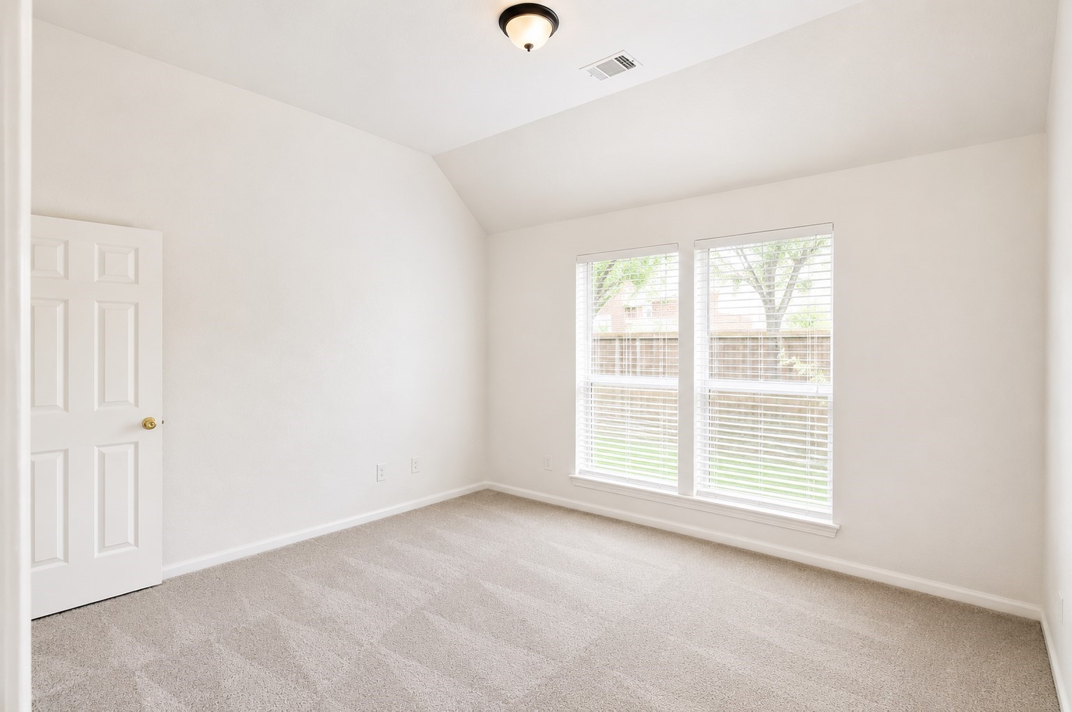 4202 Shady River Property Photo 15