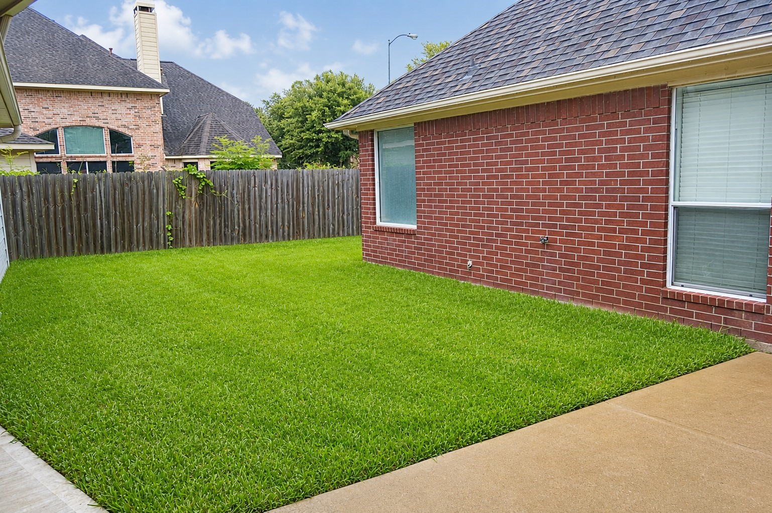 4202 Shady River Property Photo 18
