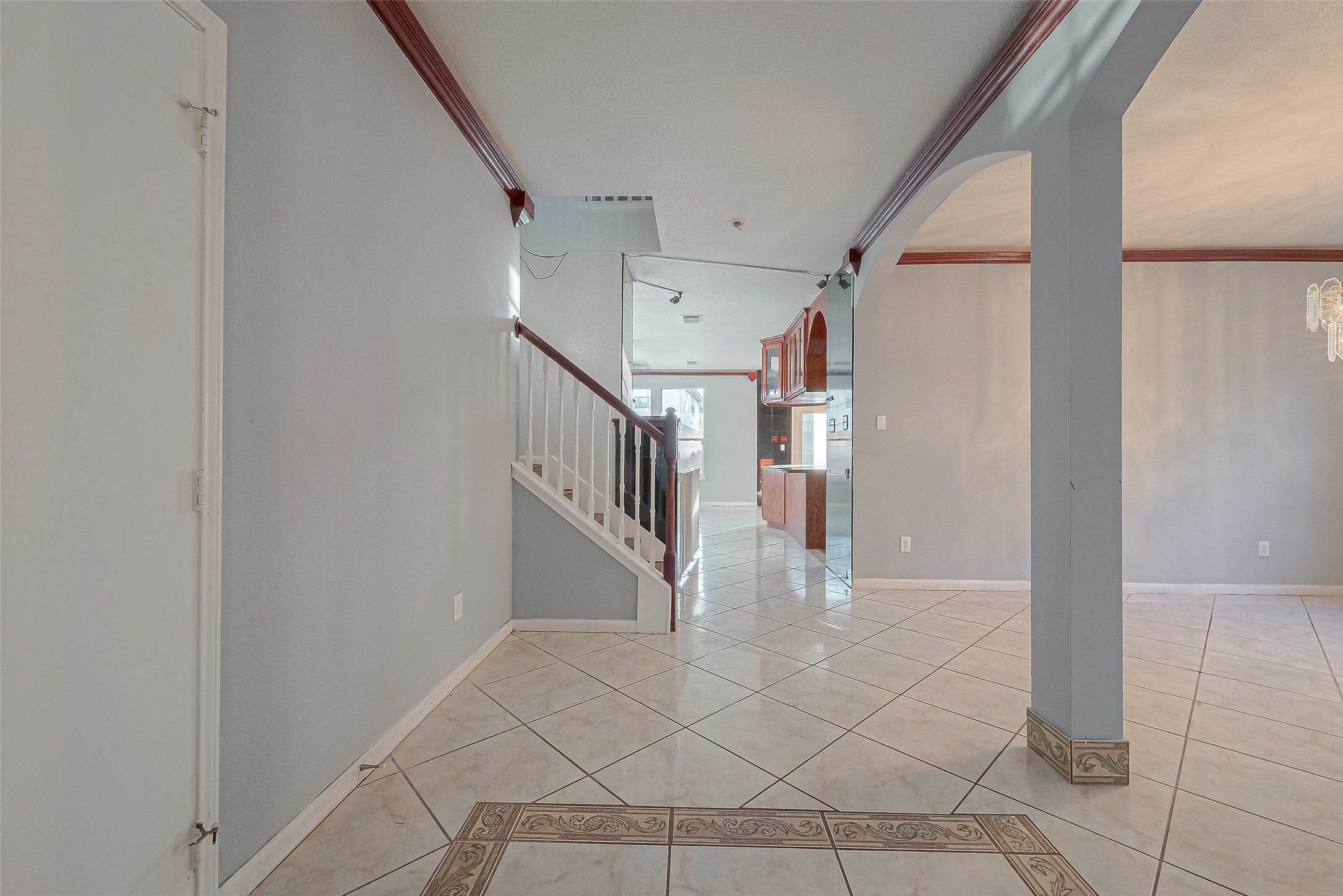 9407 Demsey Mill Drive Property Photo 3