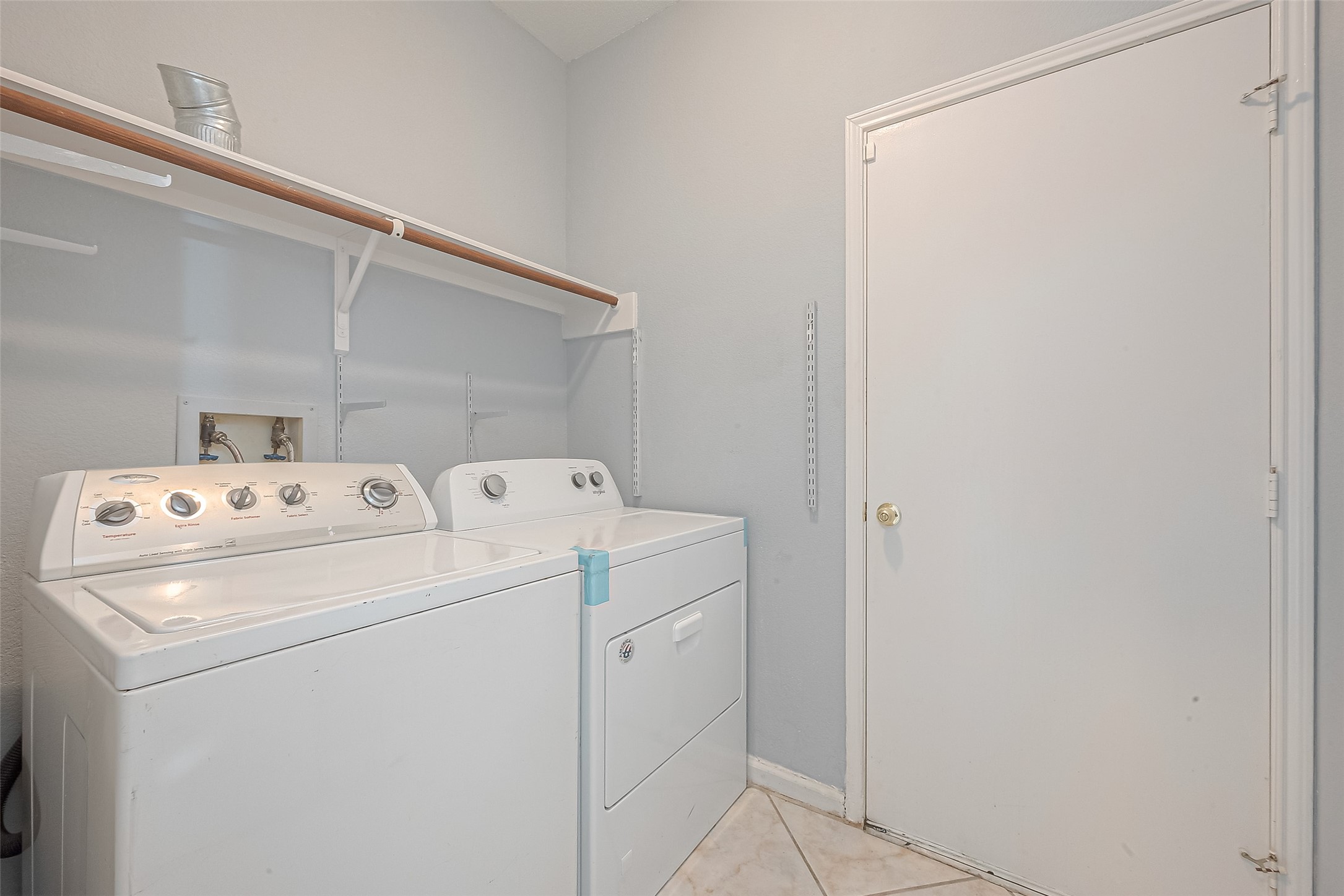 9407 Demsey Mill Drive Property Photo 12