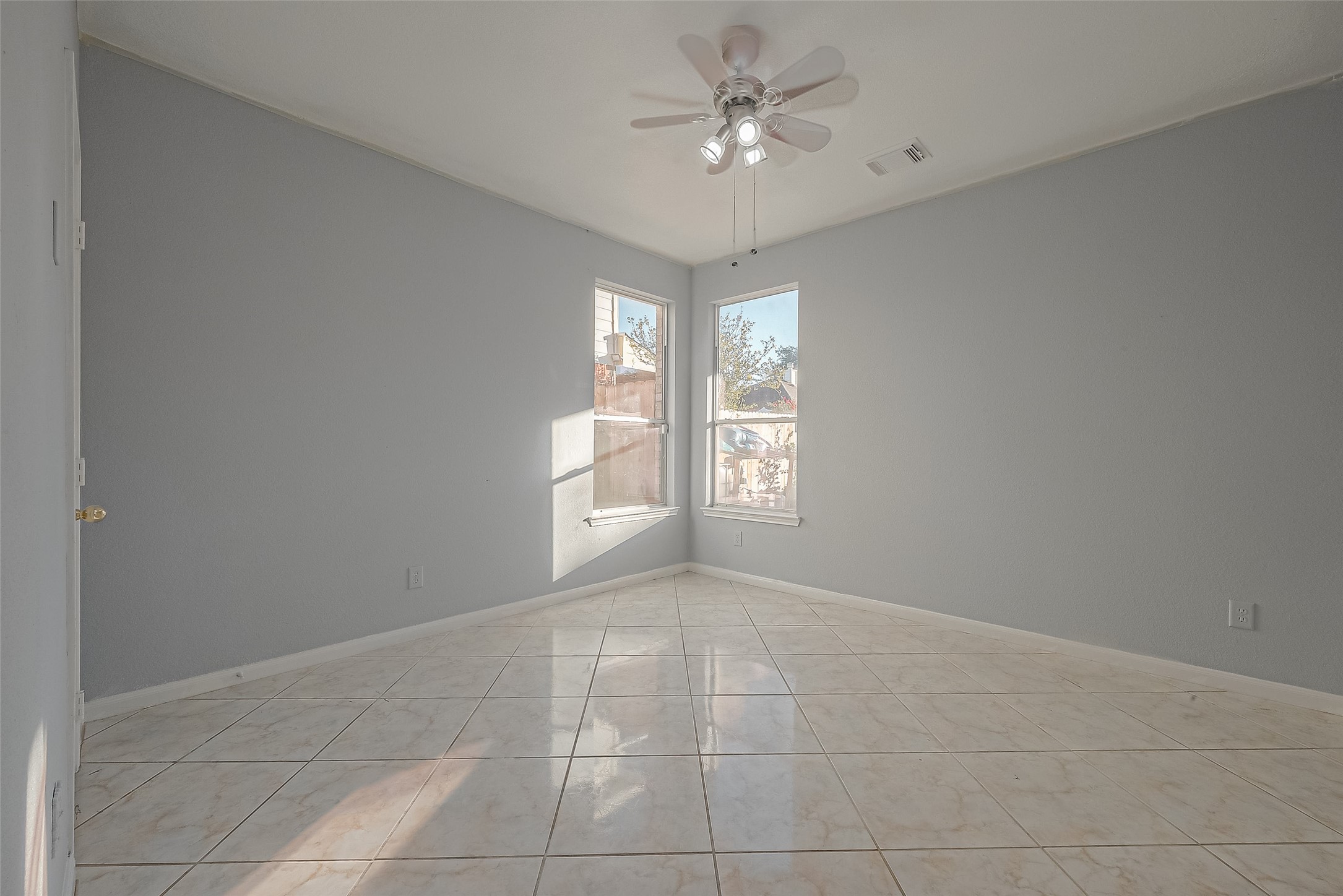 9407 Demsey Mill Drive Property Photo 14