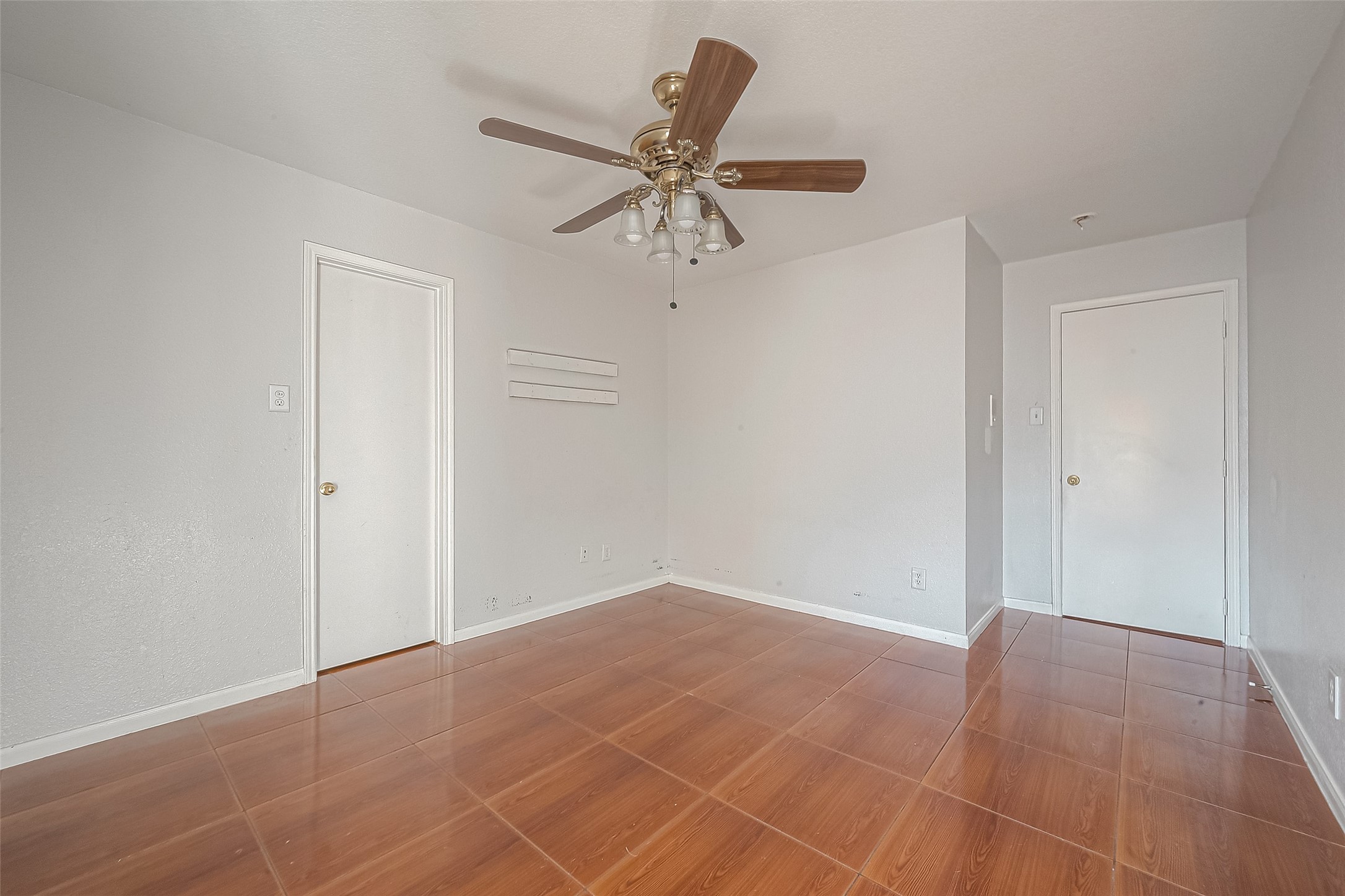 9407 Demsey Mill Drive Property Photo 17