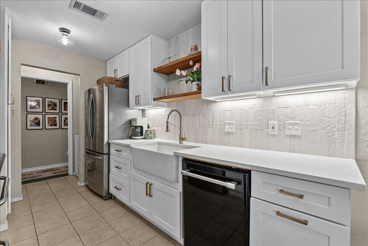 5413 Rock Springs Drive Property Photo 13