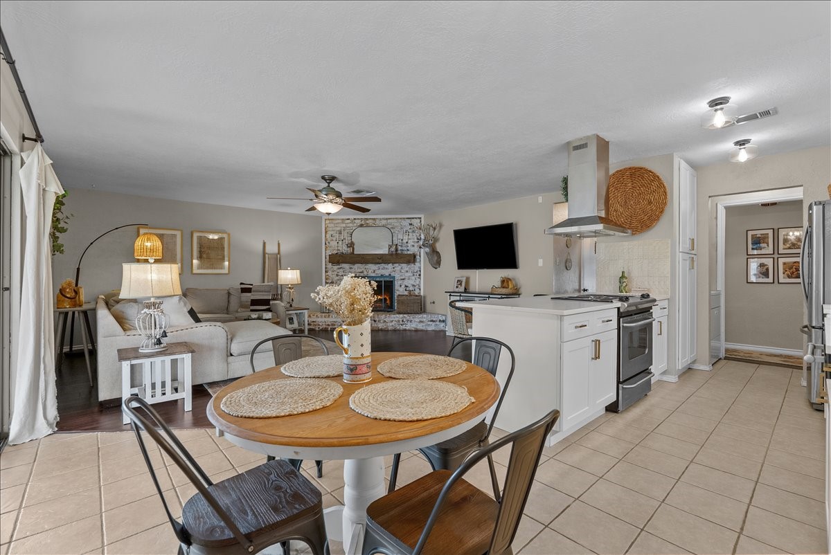 5413 Rock Springs Drive Property Photo 17