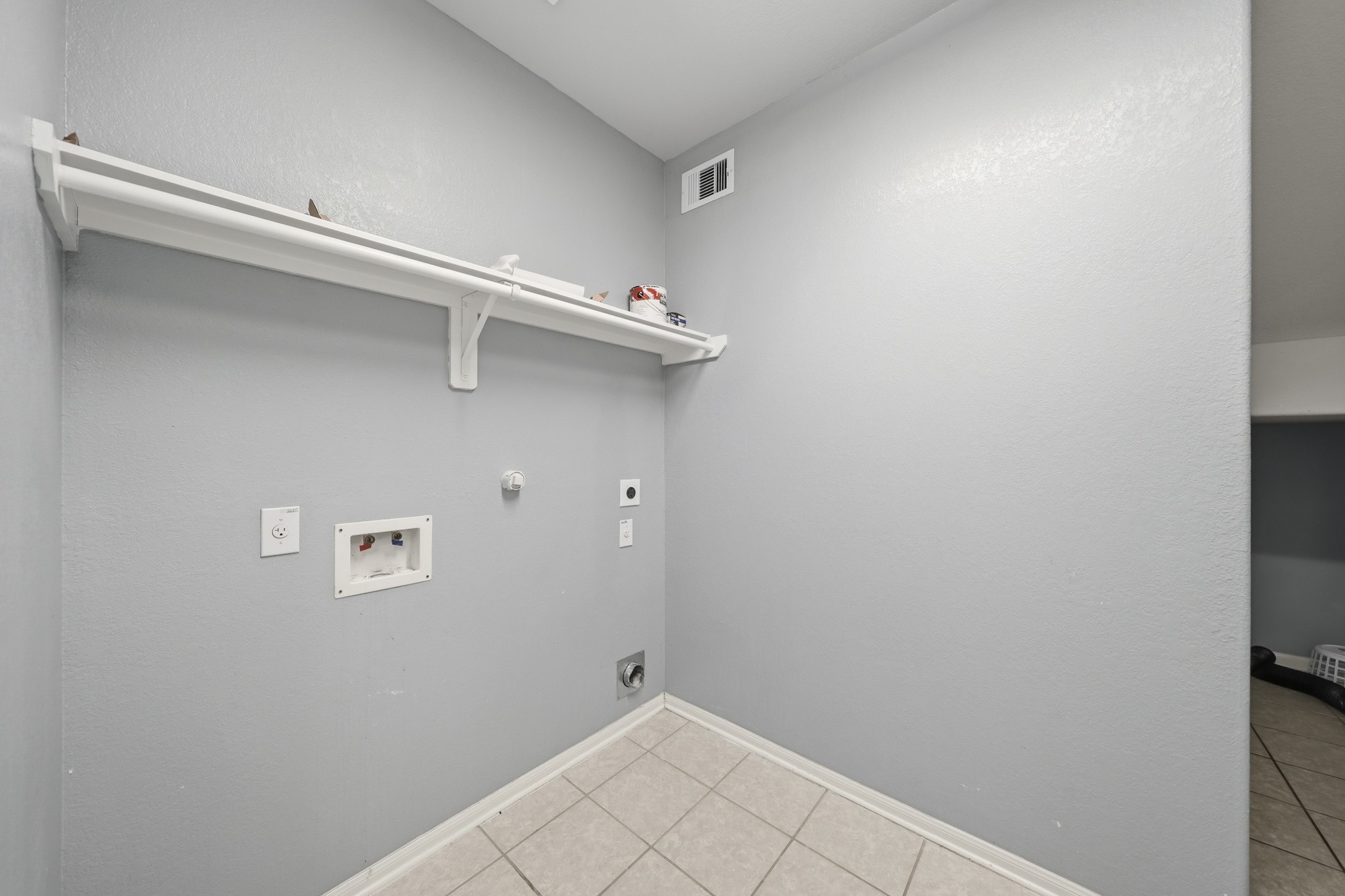 2 Garden Spring Court Property Photo 14