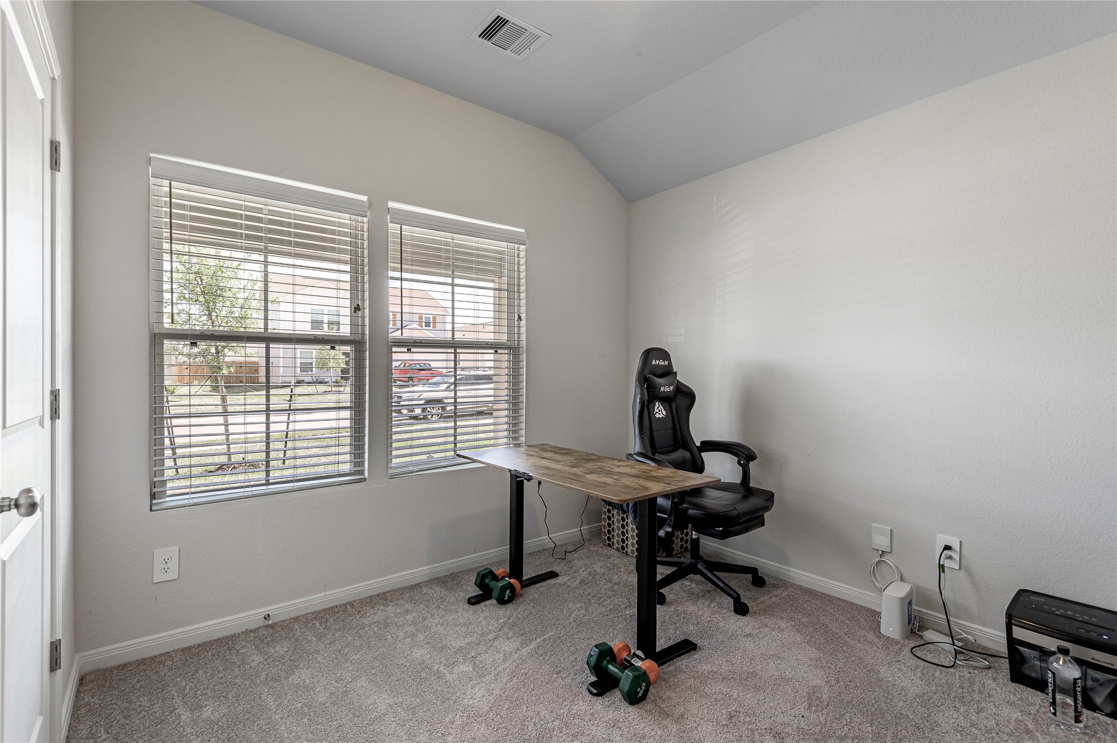 410 Del Monte Drive Property Photo 5