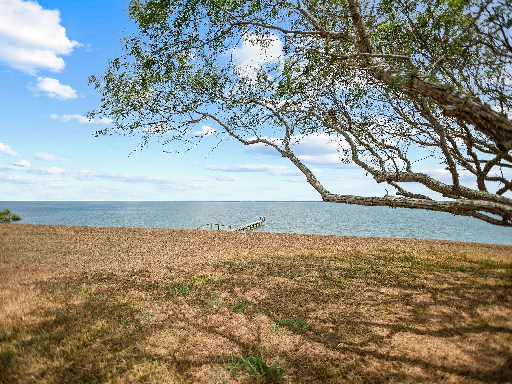 96 E Meadowlark Drive, Port Lavaca Tx 77979 Property Photo 8