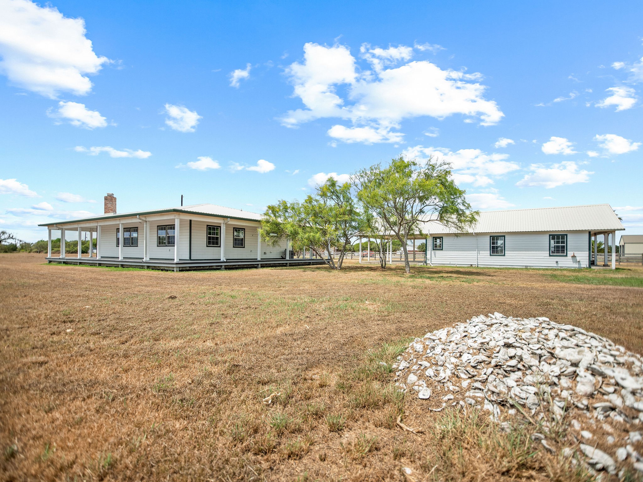 96 E Meadowlark Drive Property Photo 12